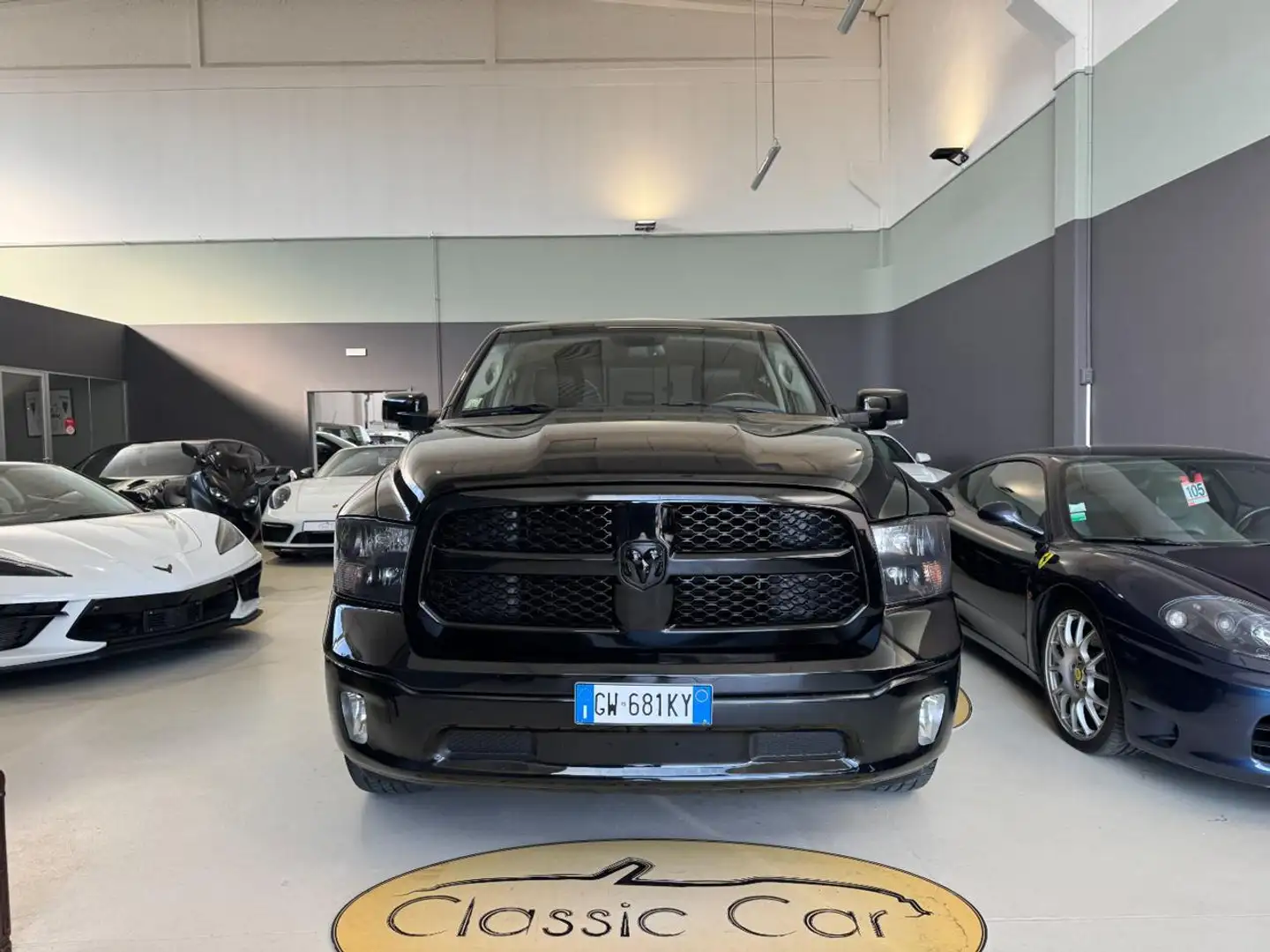RAM 1500 3.0 DIESEL 4X4 FULL Schwarz - 2