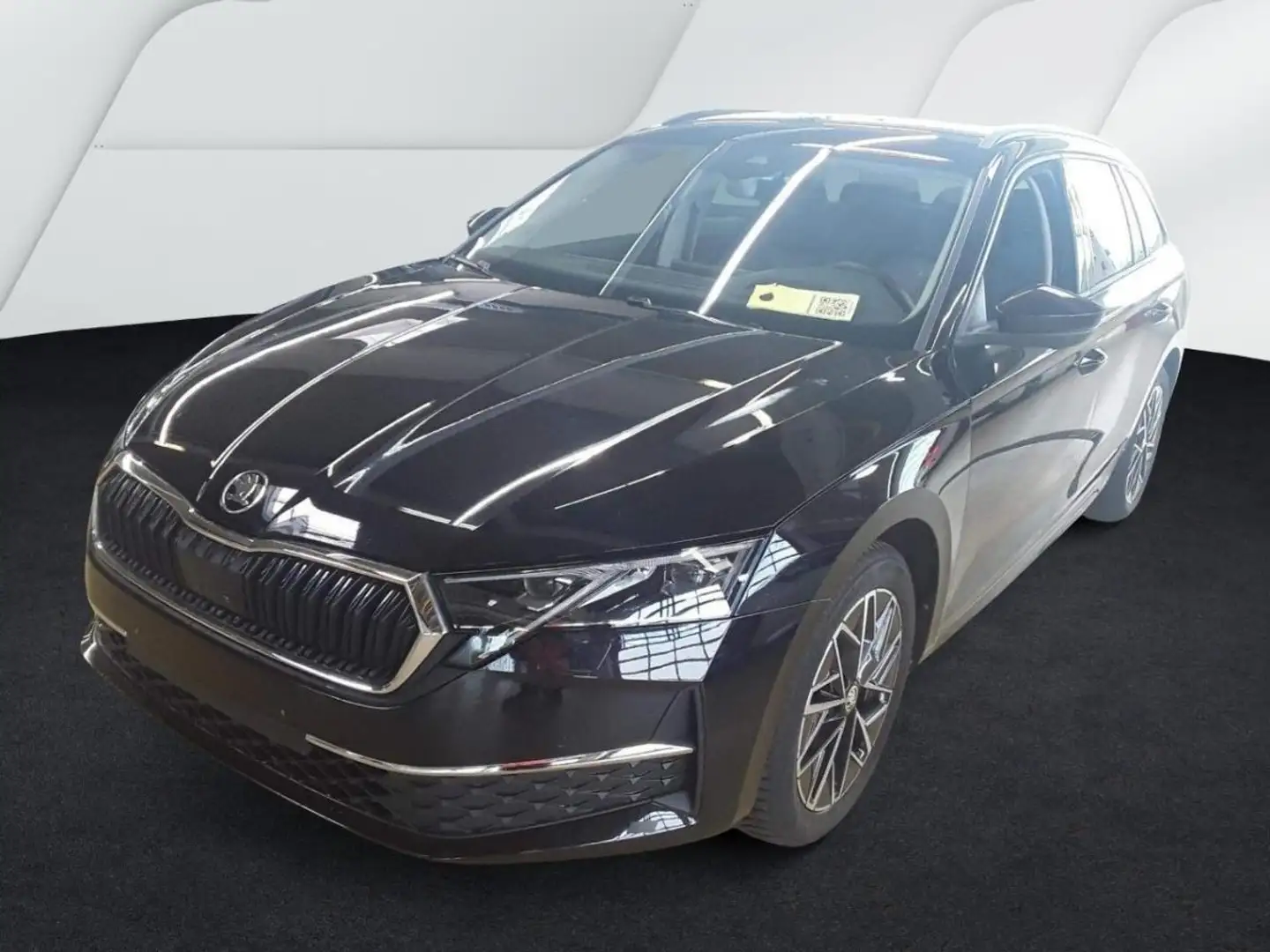 Skoda Octavia Combi SELECTION 2.0TDI DSG MATRIX.STDHZG.HuD.360°. Schwarz - 2