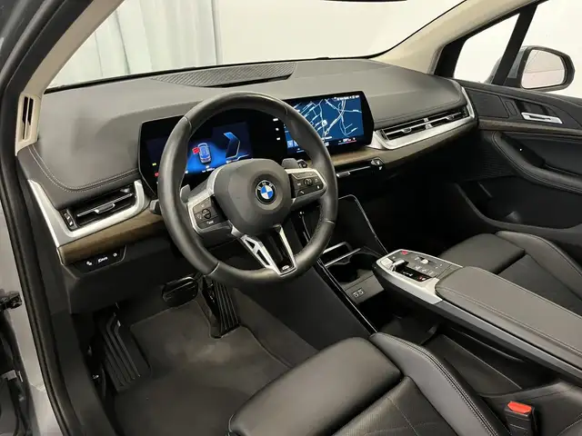 BMW 2 Series view 7