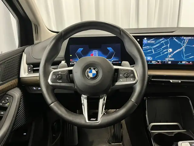 BMW 2 Series view 10