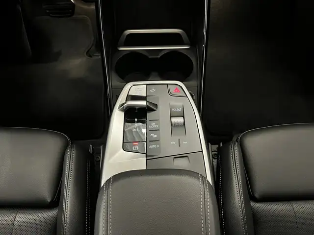BMW 2 Series view 12
