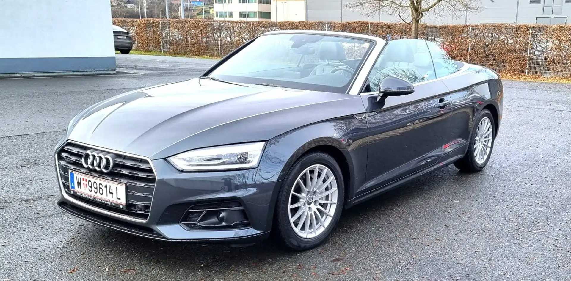 Audi A5 A5 Cabrio 2,0 TDI design quattro S-tronic design Schwarz - 1