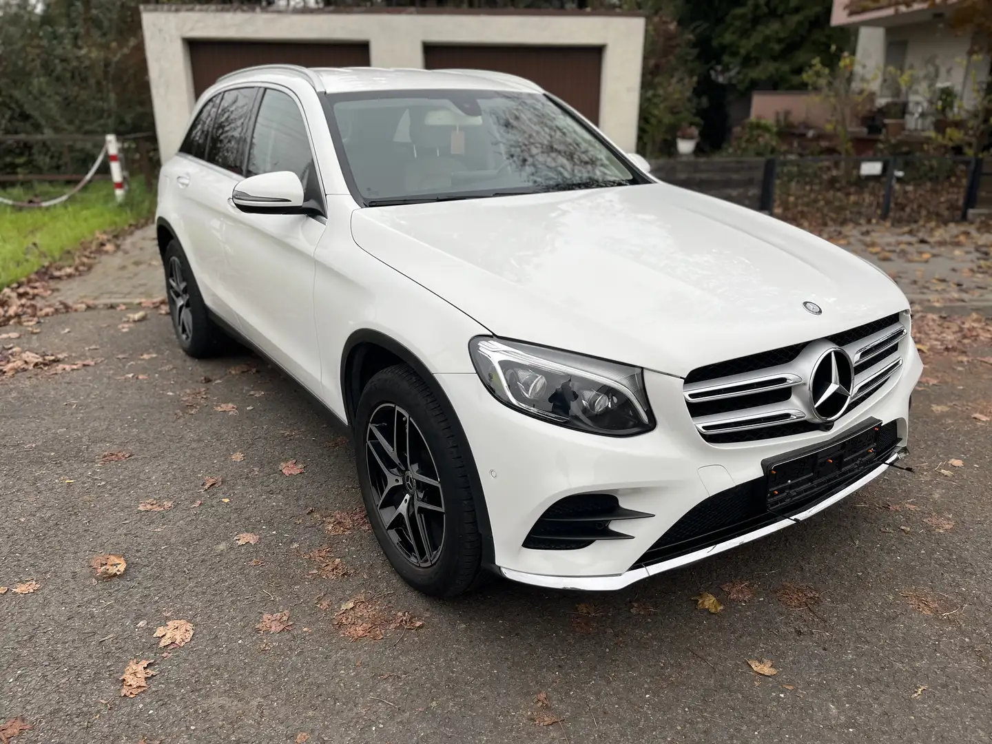 Mercedes-Benz GLC 300 GLC 300 4Matic Білий - 2