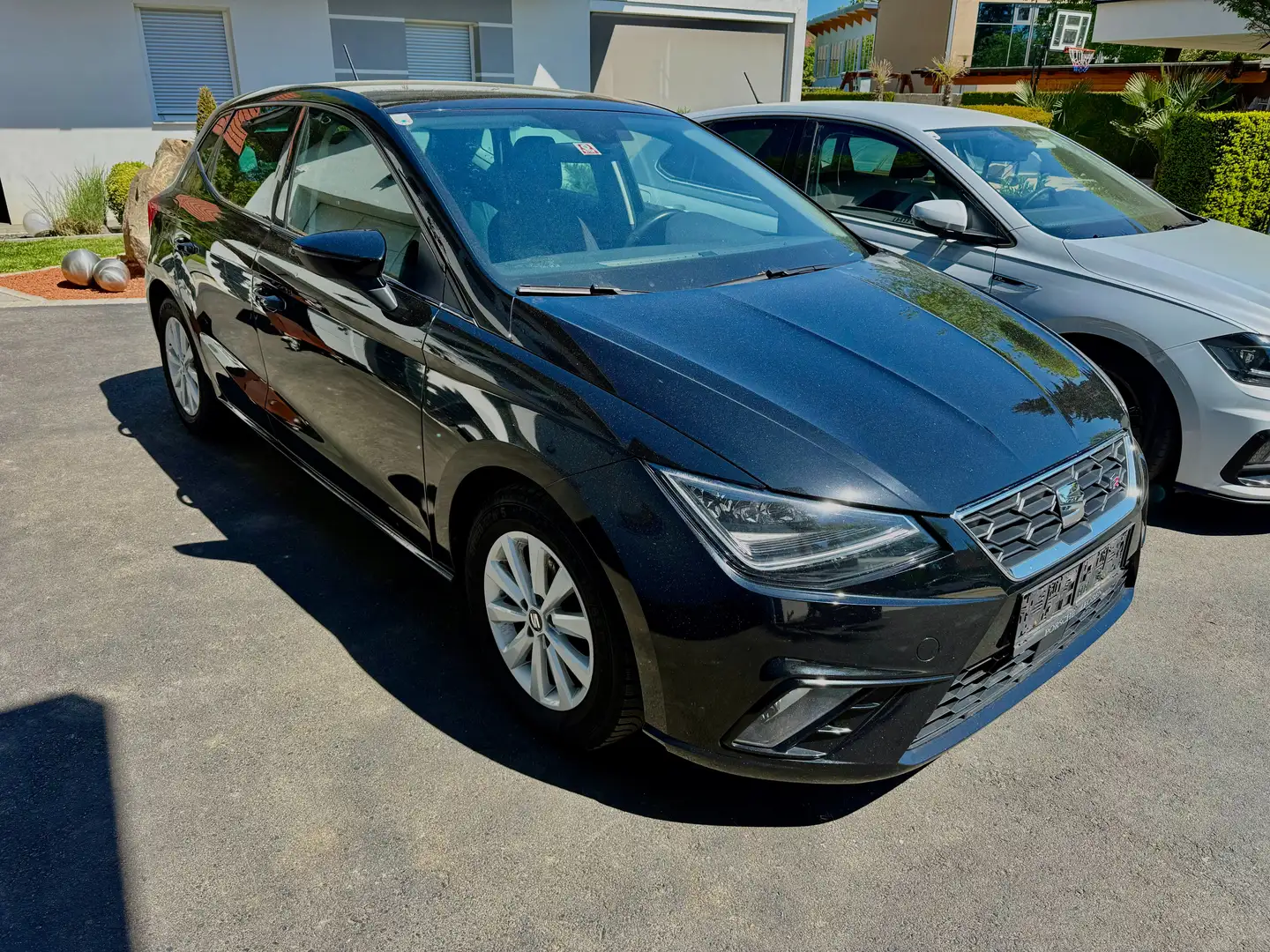 SEAT Ibiza Ibiza TSI FR 95 PS Schwarz - 2