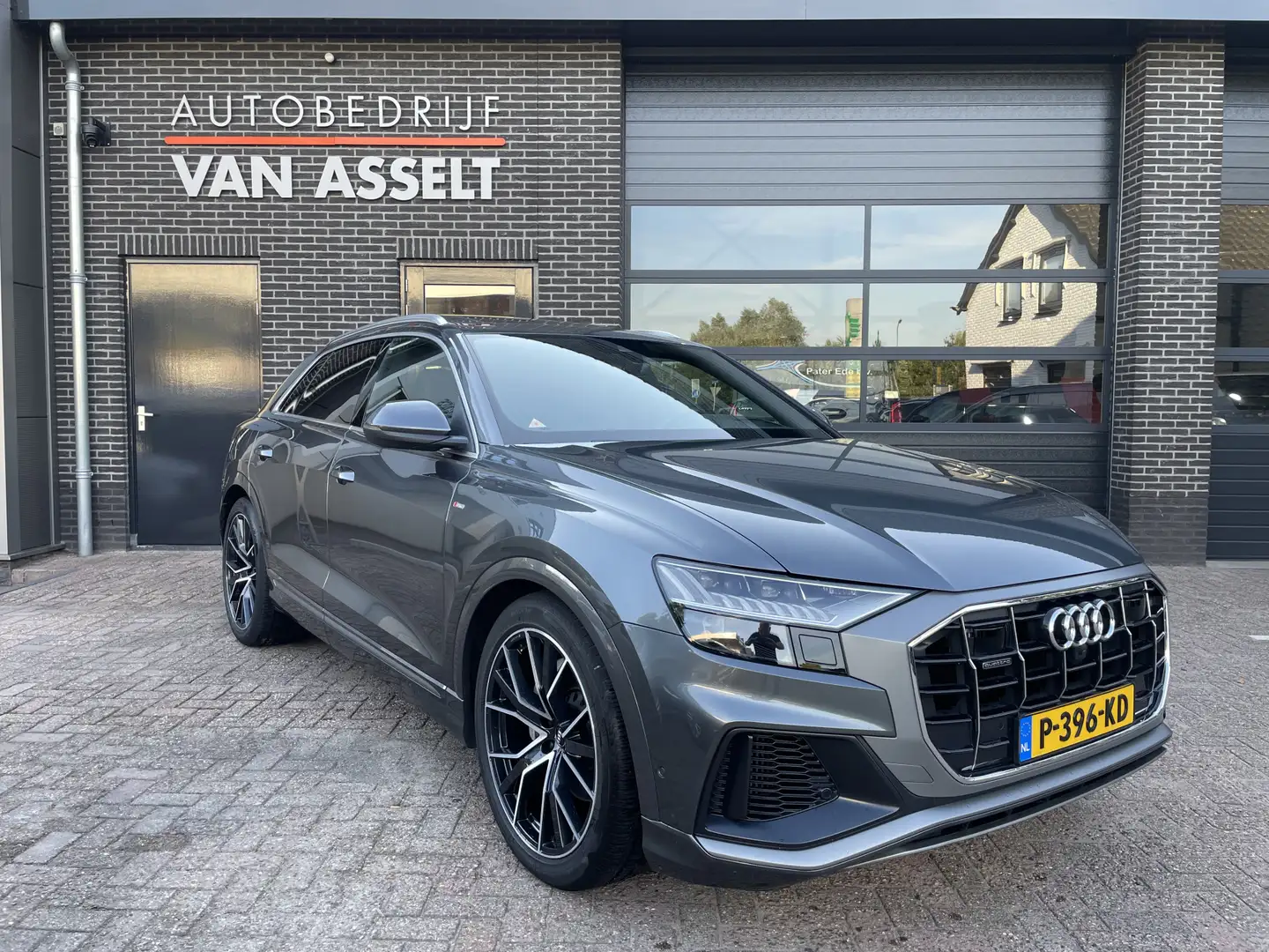Audi Q8 55 TFSI S-Line quattro B&O , Panoramadak , HUD Gris - 1