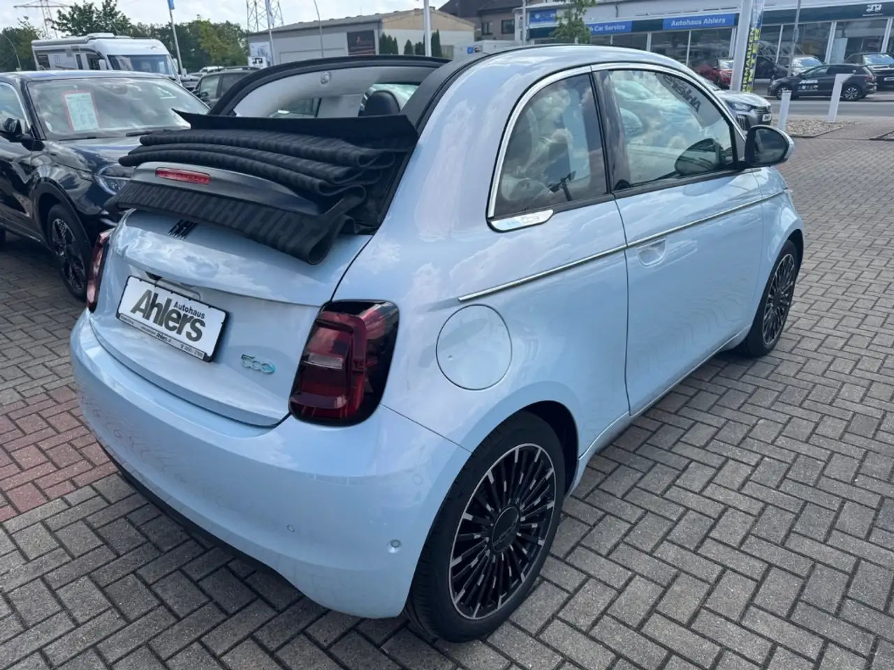 Fiat 500 E La Prima By Bocelli+NAVI+JBL+LEDER+ACC+KAMERA, миниатюра 8