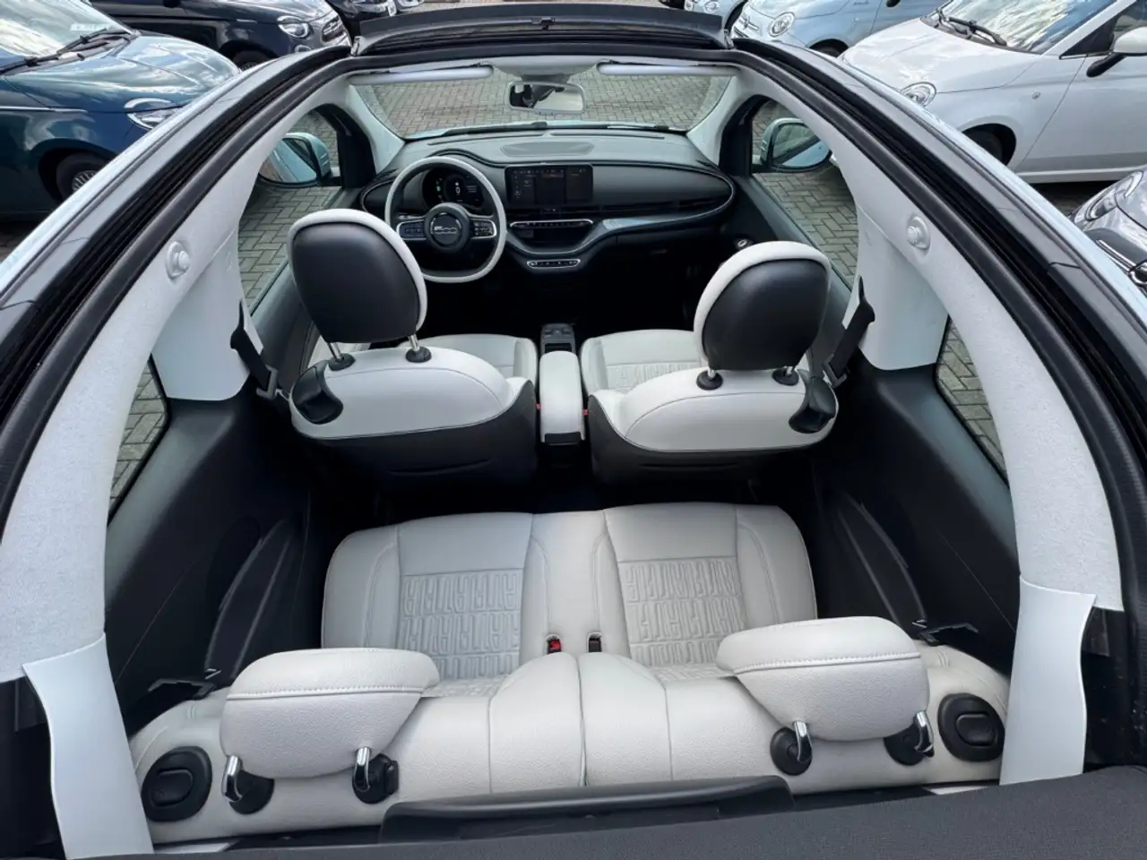 Fiat 500 E La Prima By Bocelli+NAVI+JBL+LEDER+ACC+KAMERA, миниатюра 13