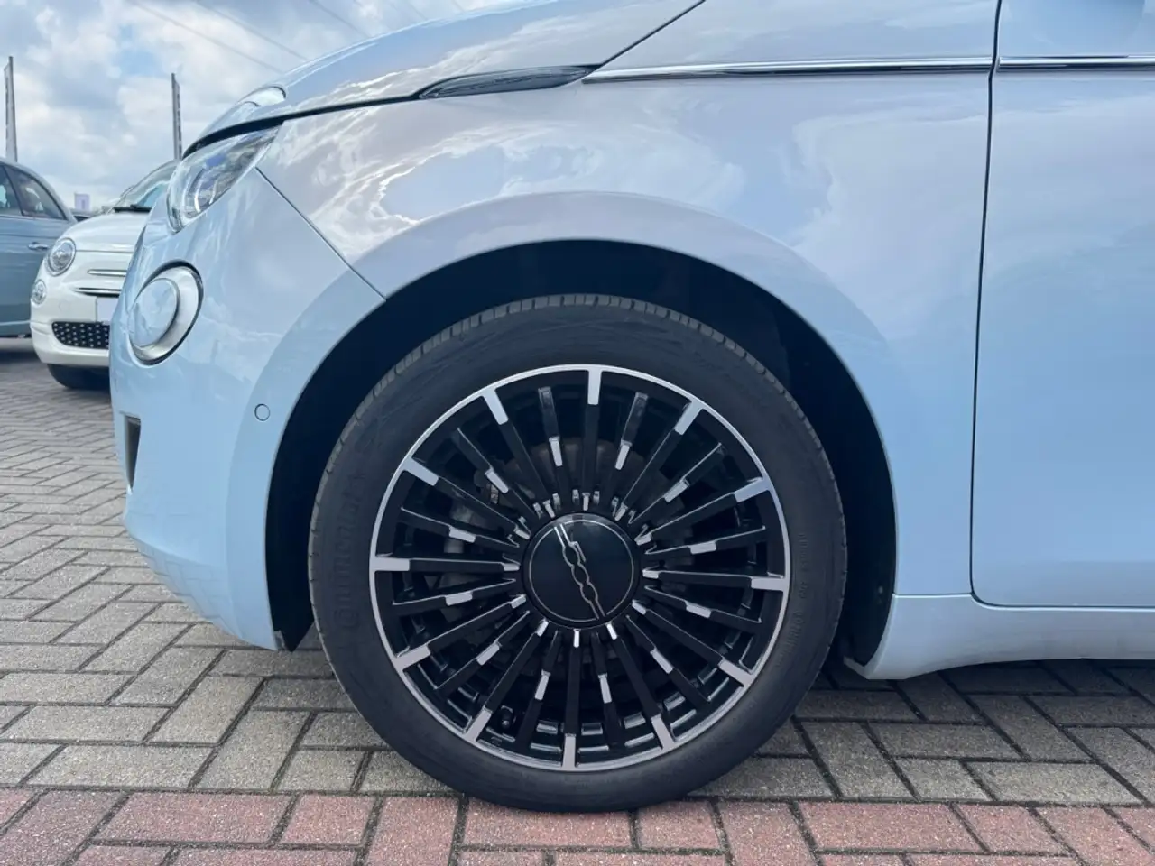 Fiat 500 E La Prima By Bocelli+NAVI+JBL+LEDER+ACC+KAMERA, миниатюра 10