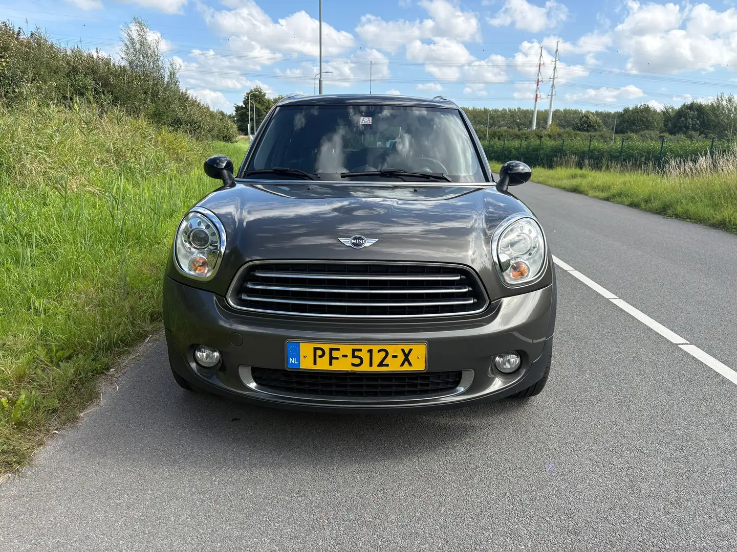 MINI Cooper D Countryman 1.6 ALL4 Chili auto beschikt over een nieuwe koppe Grijs - 2