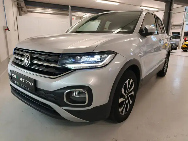 Volkswagen T-Cross view 28
