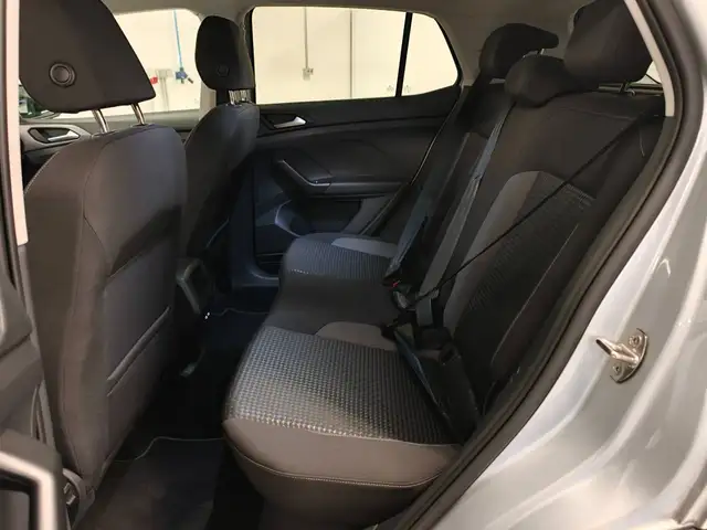 Volkswagen T-Cross view 22