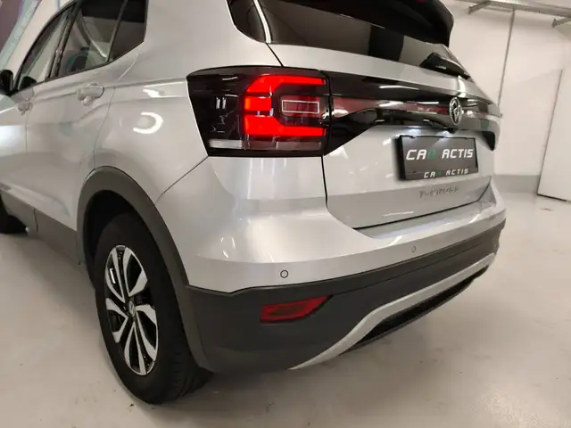 Volkswagen T-Cross view 24