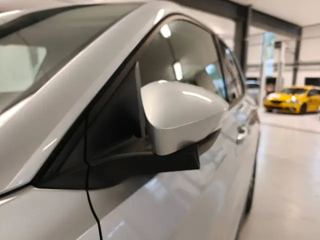 Volkswagen T-Cross view 26