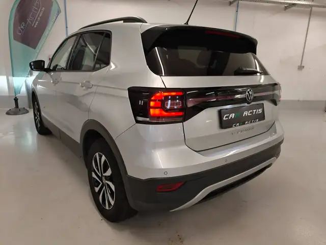 Volkswagen T-Cross view 6