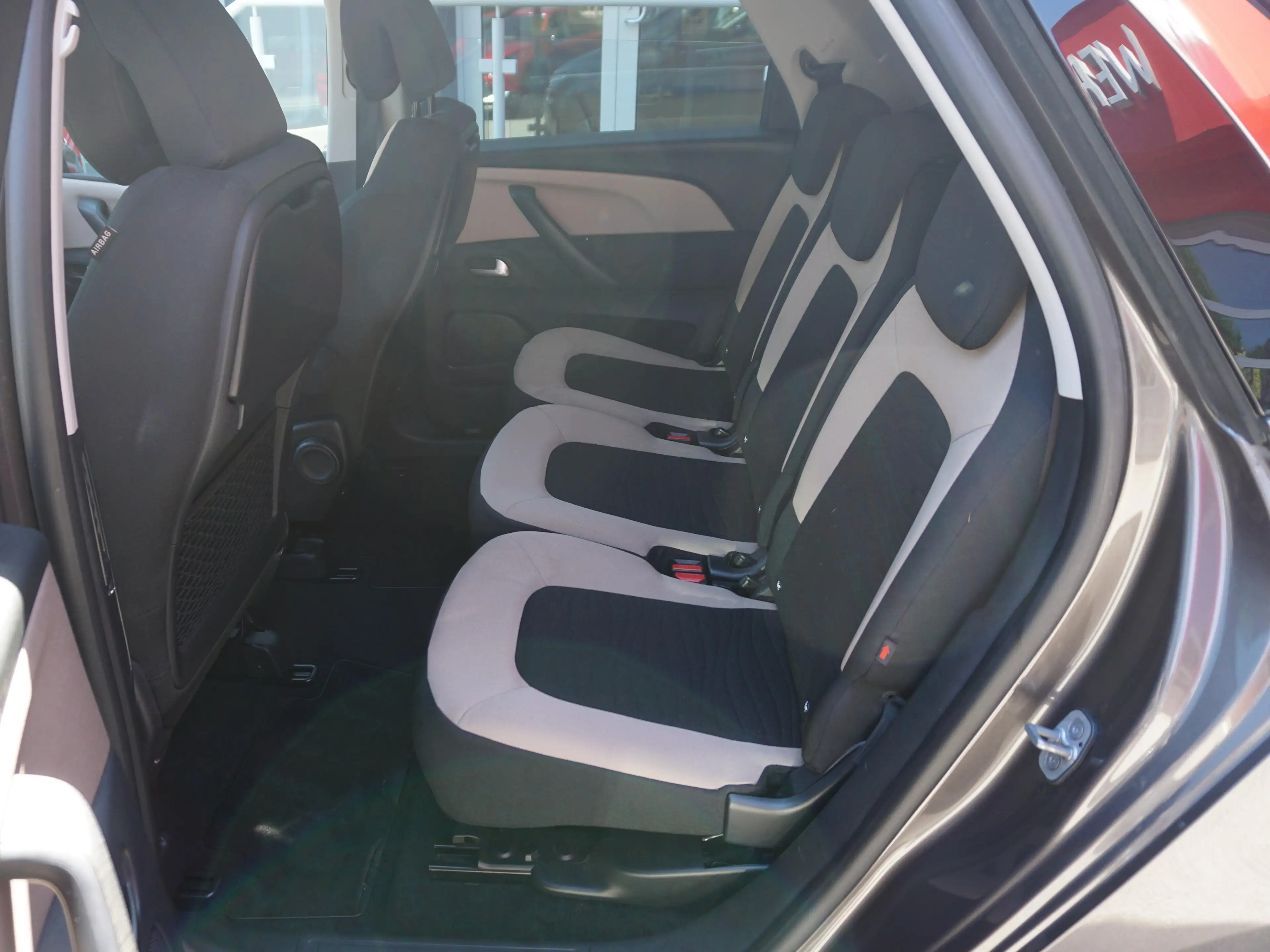 Citroen C4 Picasso PT 130 Intensiv — photo 8