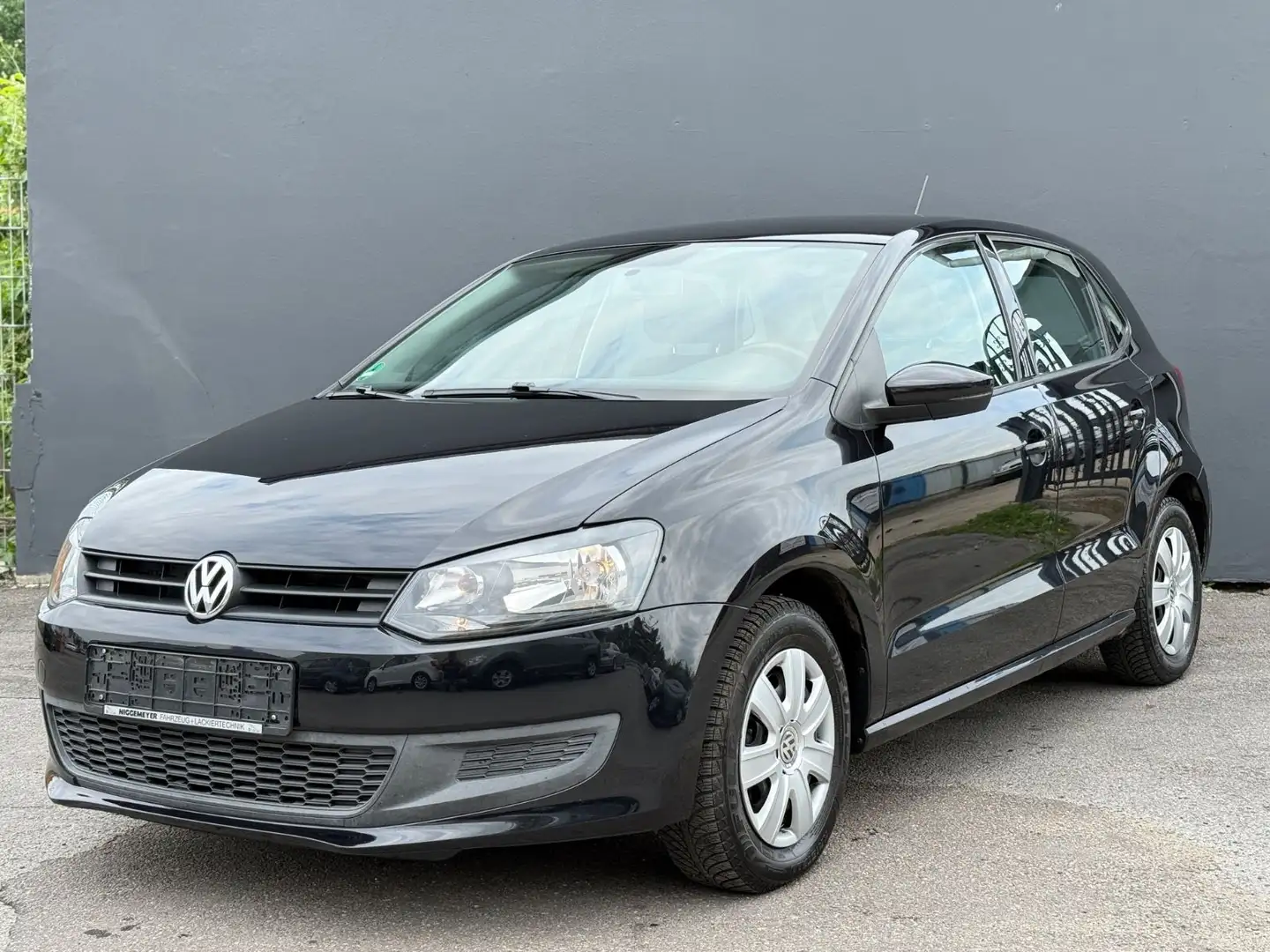 Volkswagen Polo 1.2 Comfortline *2-HAND*8FACH*KLIMA*ZENTRAL Negru - 1