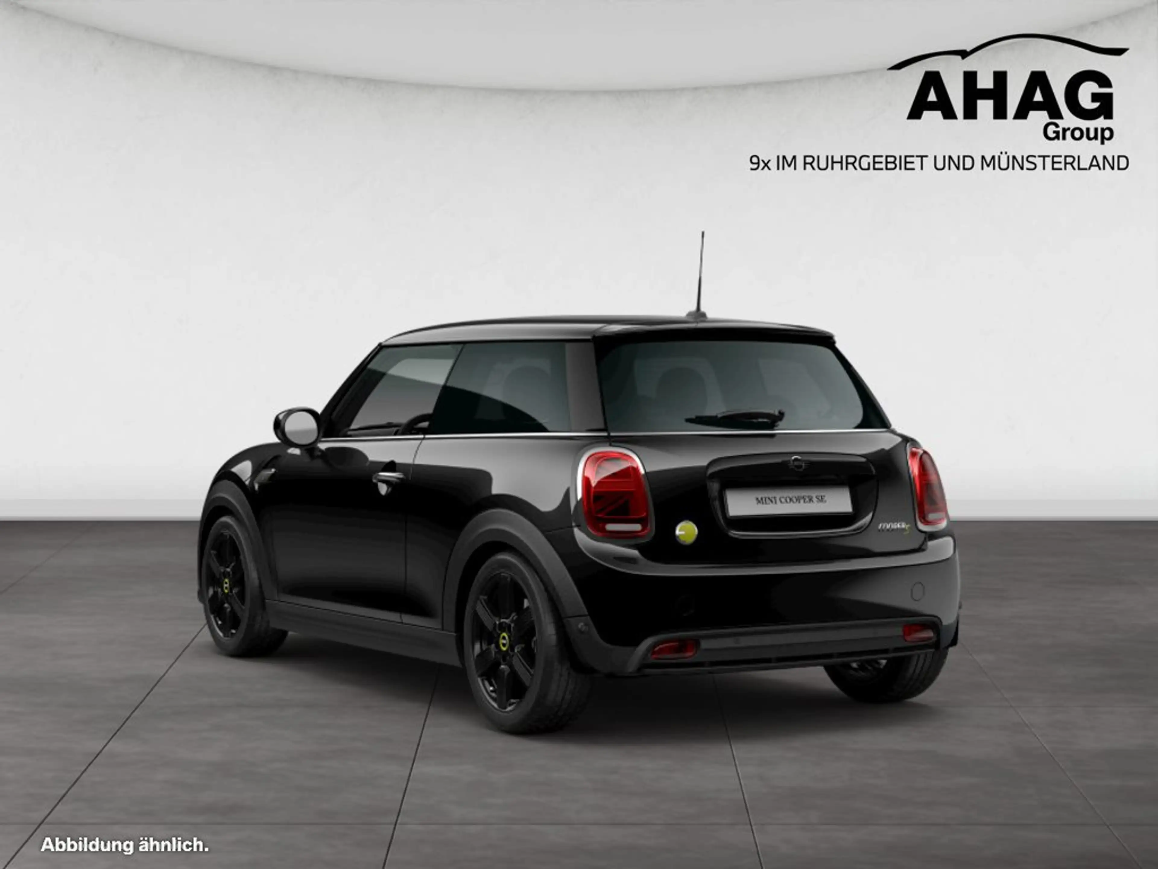 MINI Cooper SE — photo 2