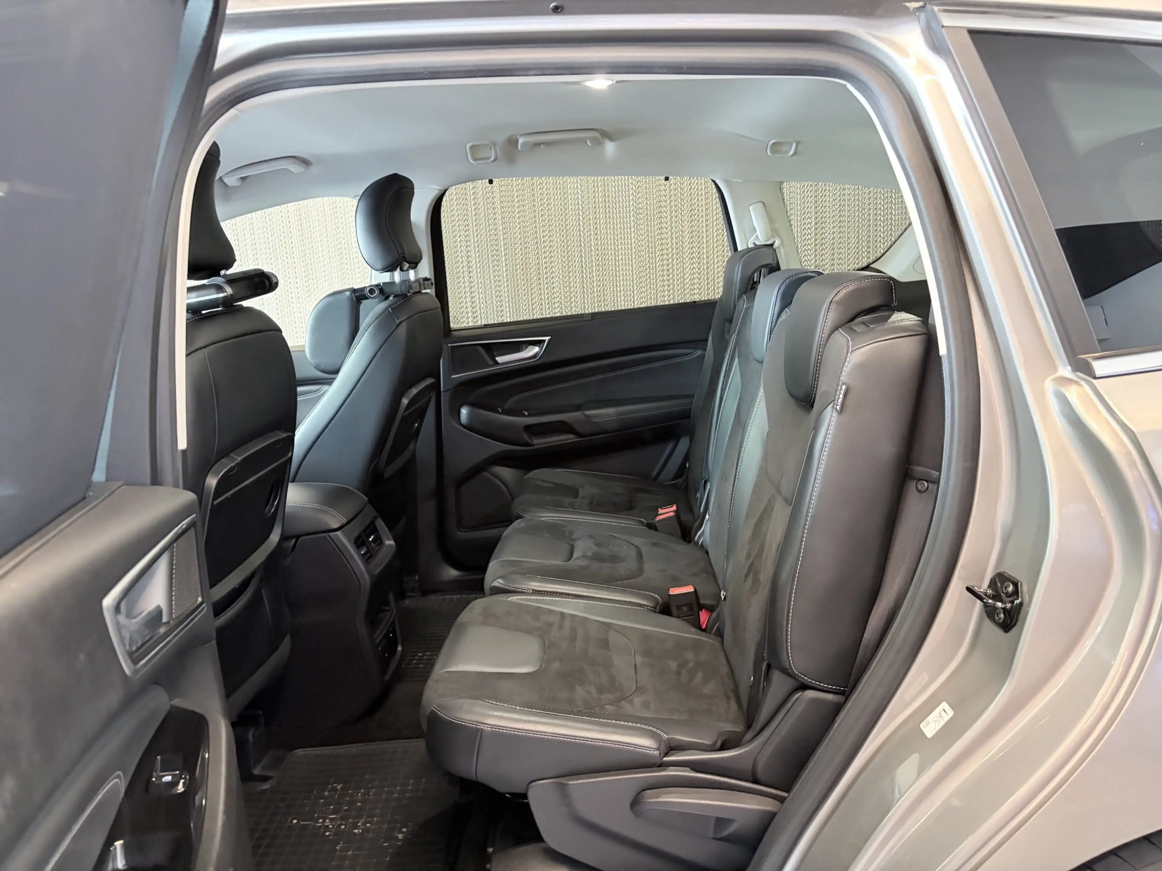 Ford S-Max Titanium 2.0 TDCi AWD Auto-Start/Stop — photo 14