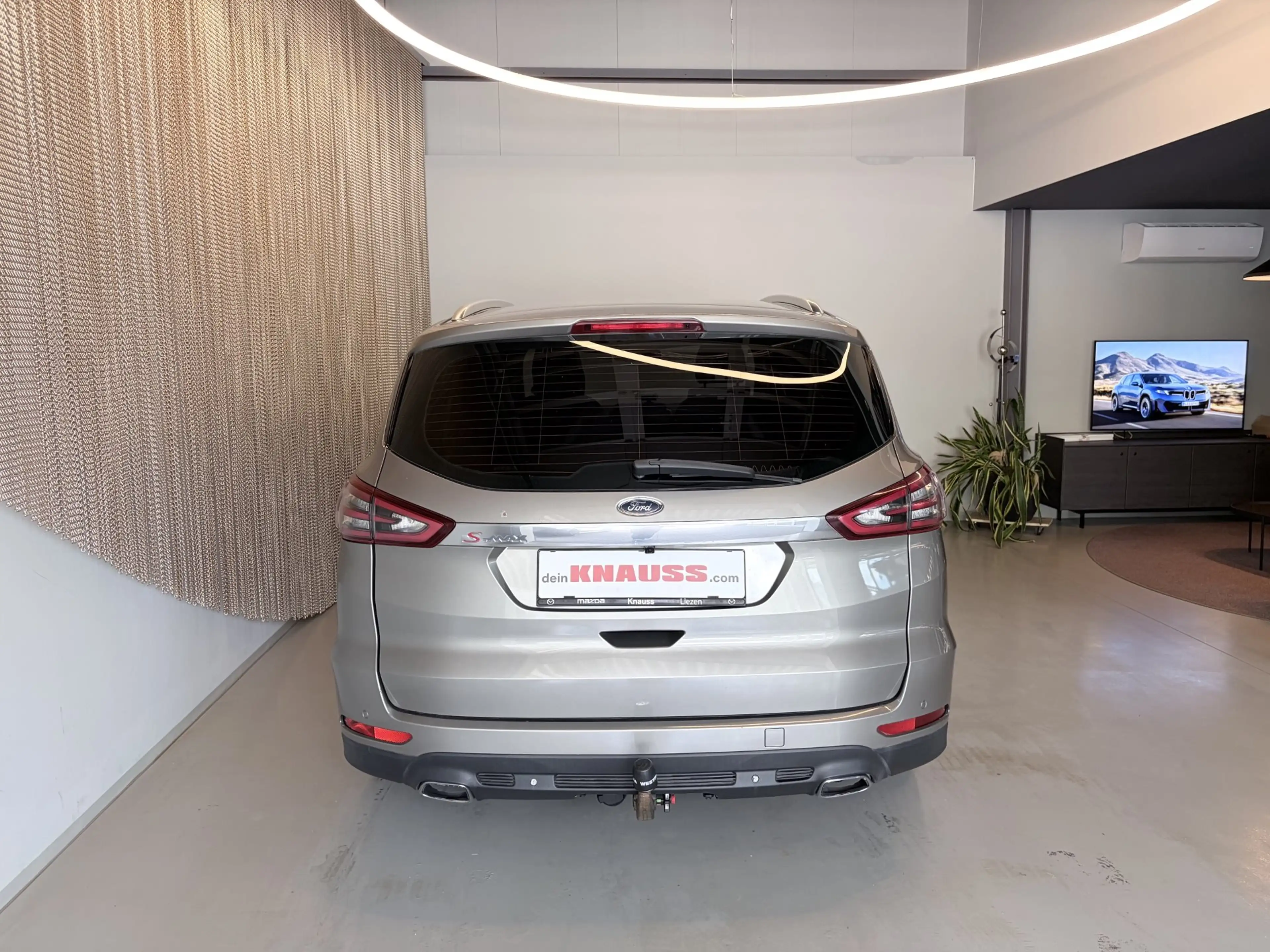 Ford S-Max Titanium 2.0 TDCi AWD Auto-Start/Stop — photo 4