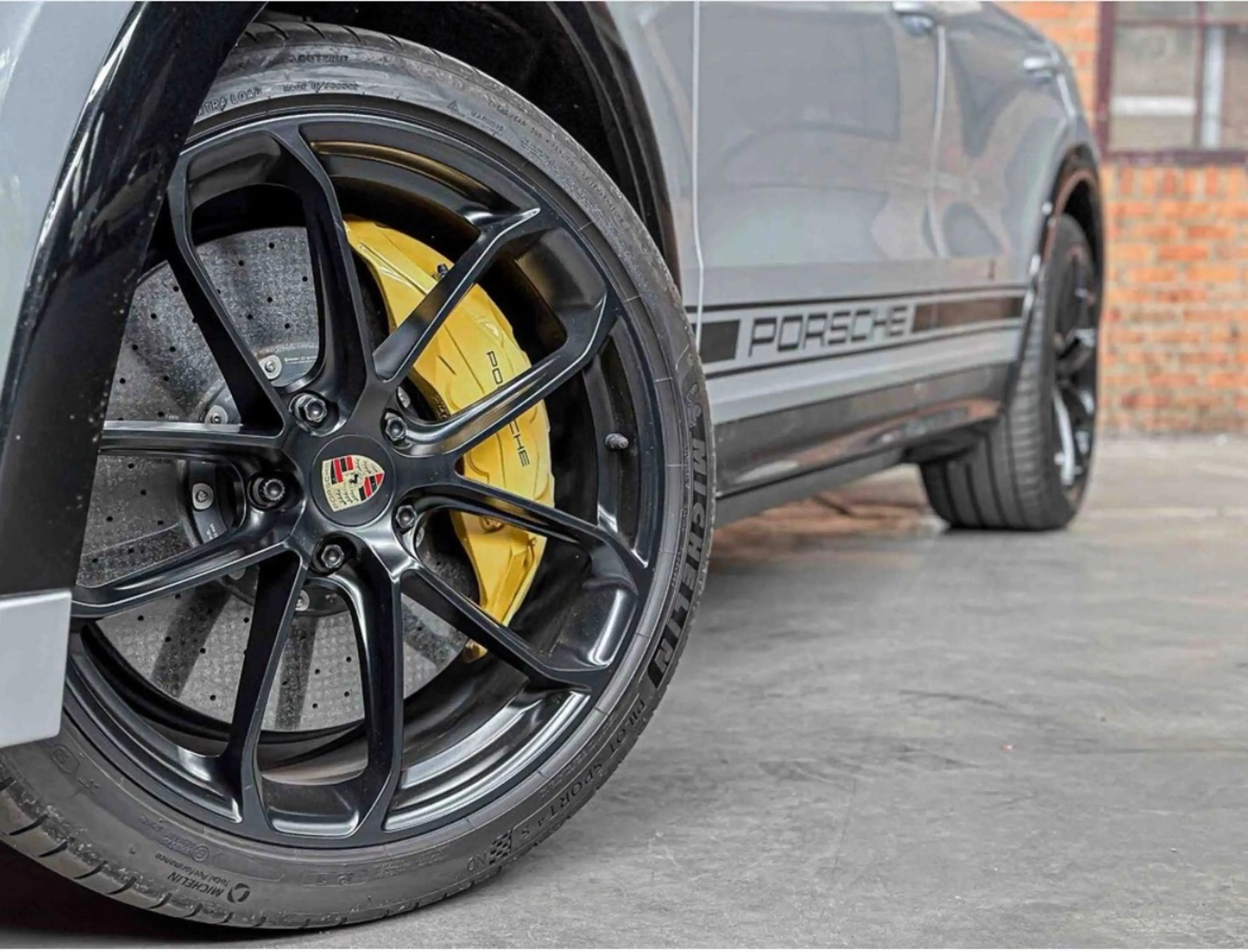 Porsche Cayenne Turbo S E-Hybrid TECHART — photo 14
