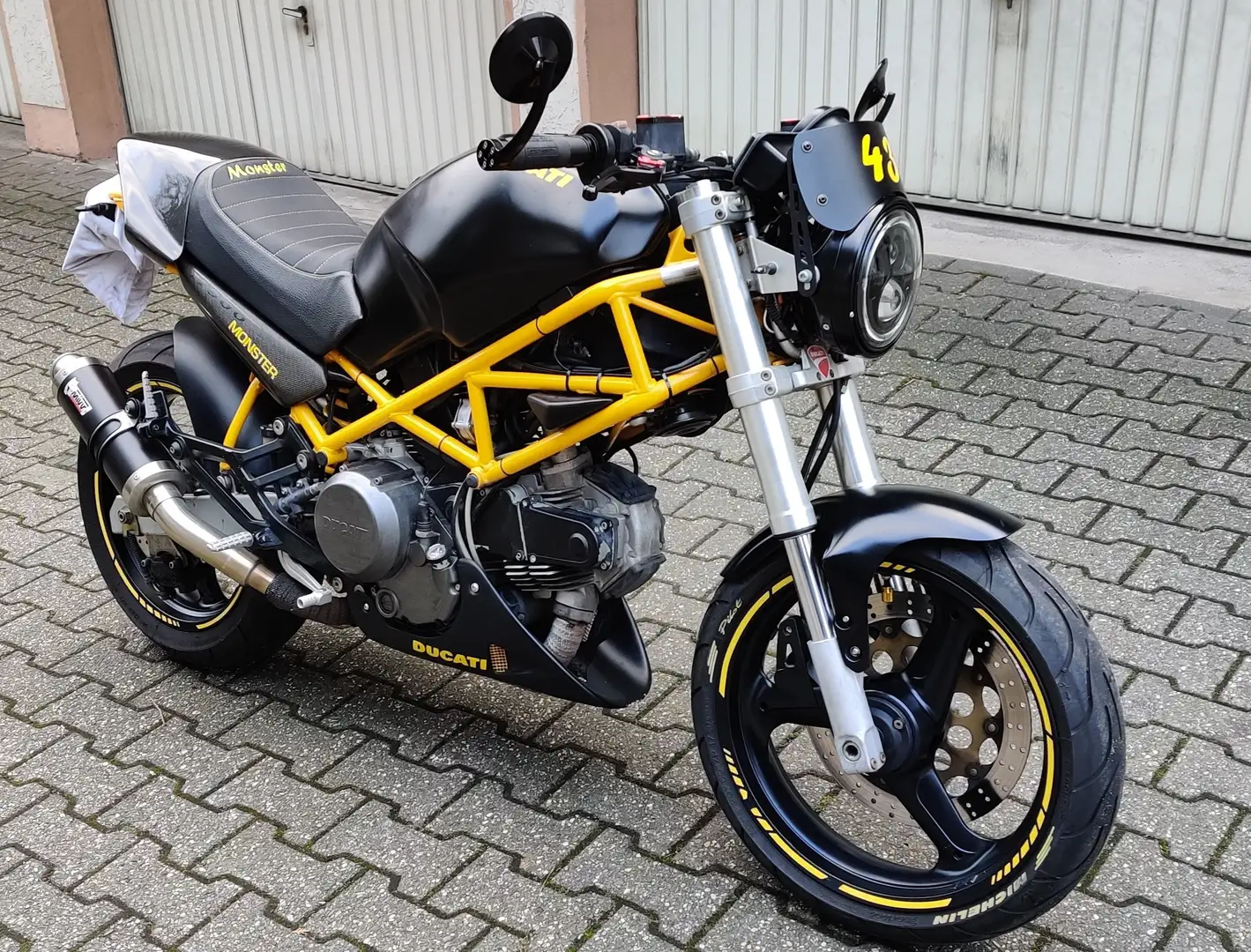 Ducati Monster 600 Wilbers Fahrwerk, viel Zubehör Чорний - 1