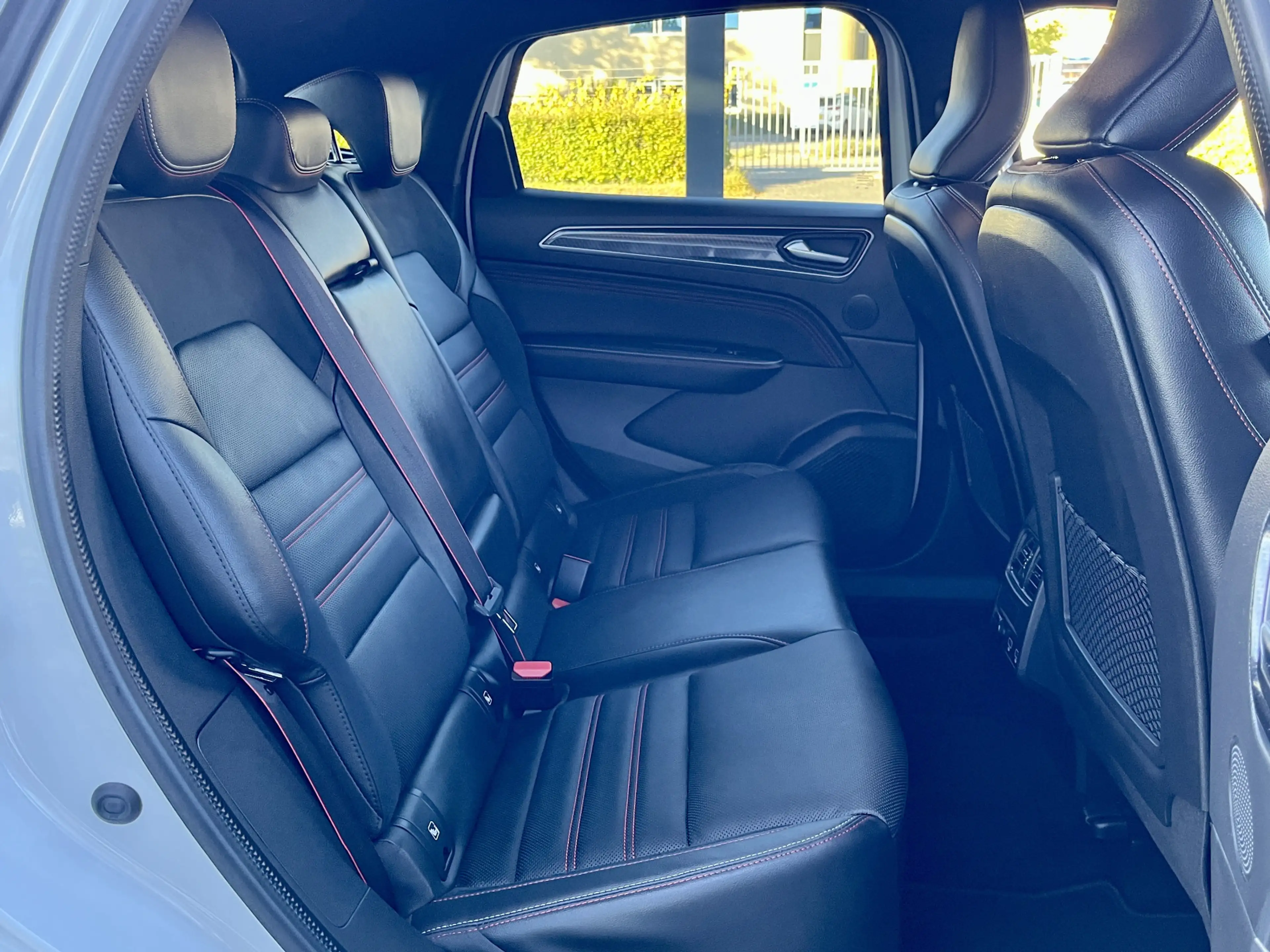 Renault Arkana 1.6 E-Tech Full Hybrid 145 R.S. Line | Pack Winter — photo 11