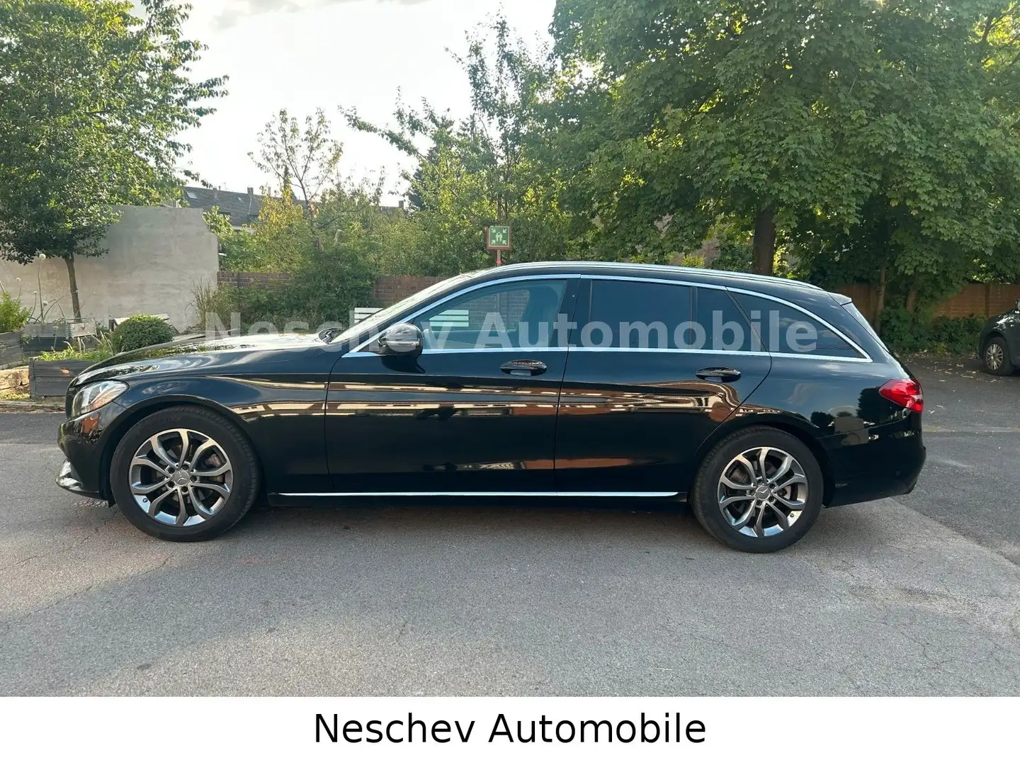 Mercedes-Benz C 180 T CGI Avantgarde Leder/Navi/PTS/17"/2.Hd. Nero - 2
