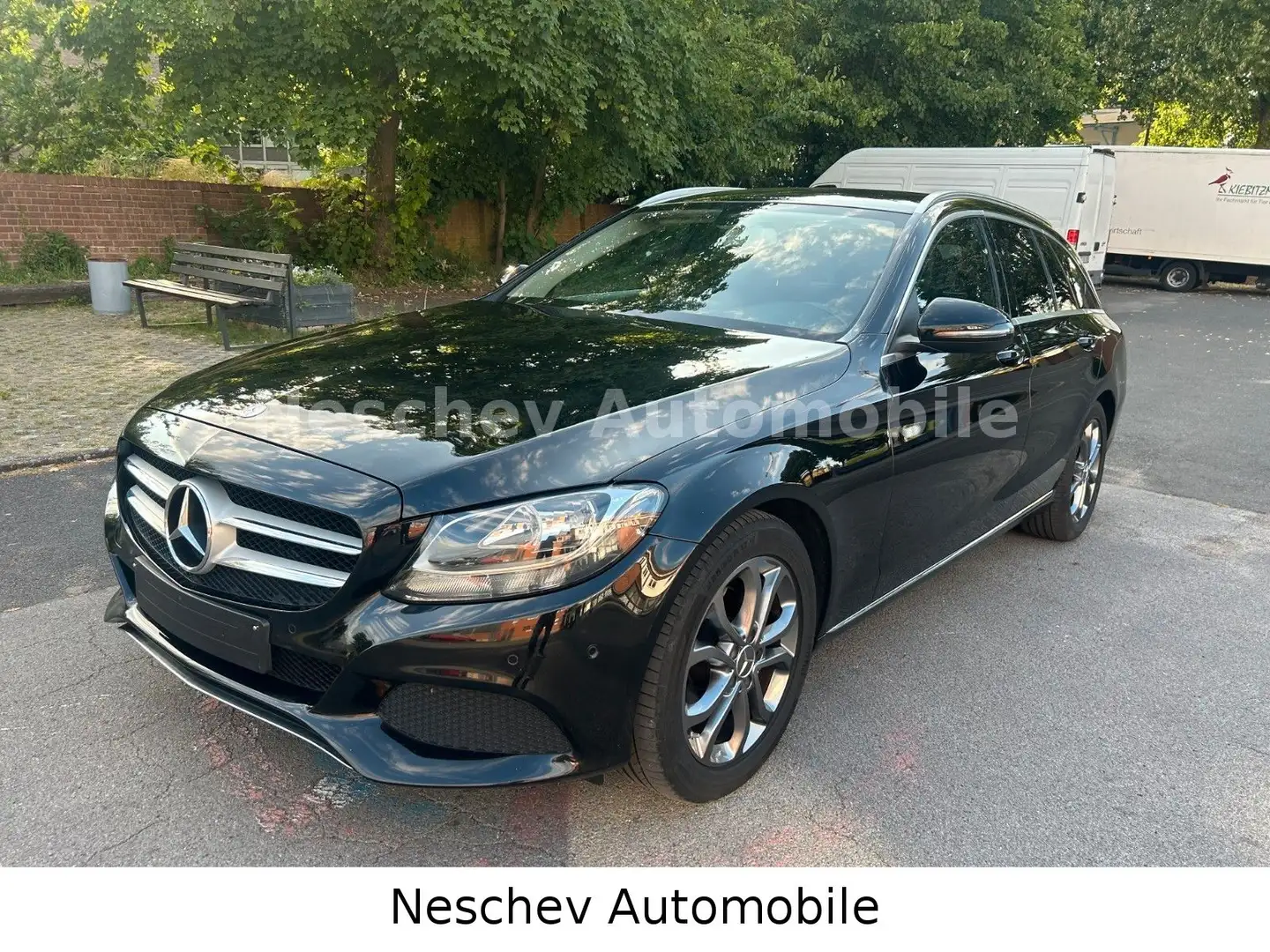 Mercedes-Benz C 180 T CGI Avantgarde Leder/Navi/PTS/17"/2.Hd. Nero - 1