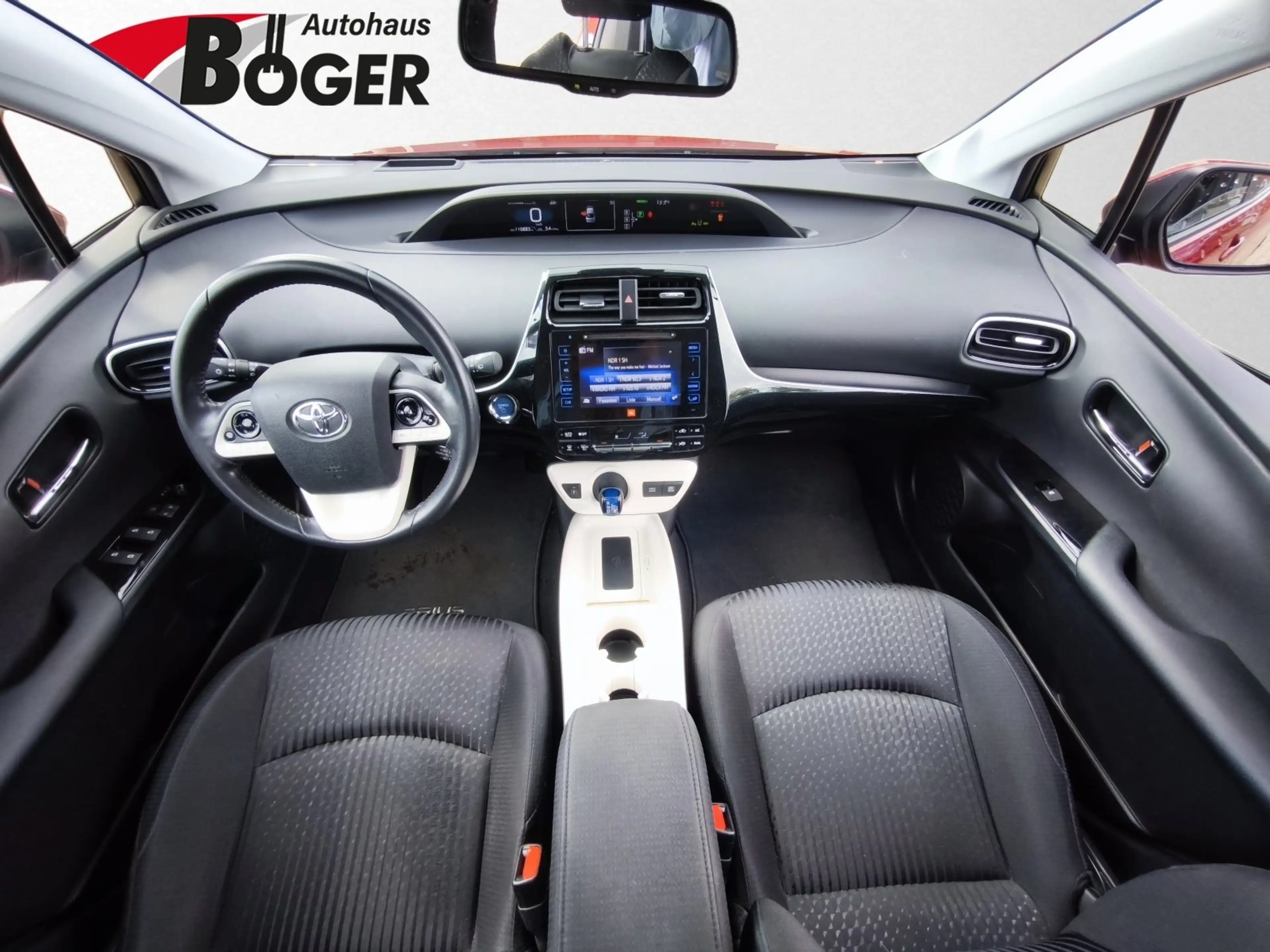 Toyota Prius 1,8 Executive *JBL *Kamera *LED — photo 13