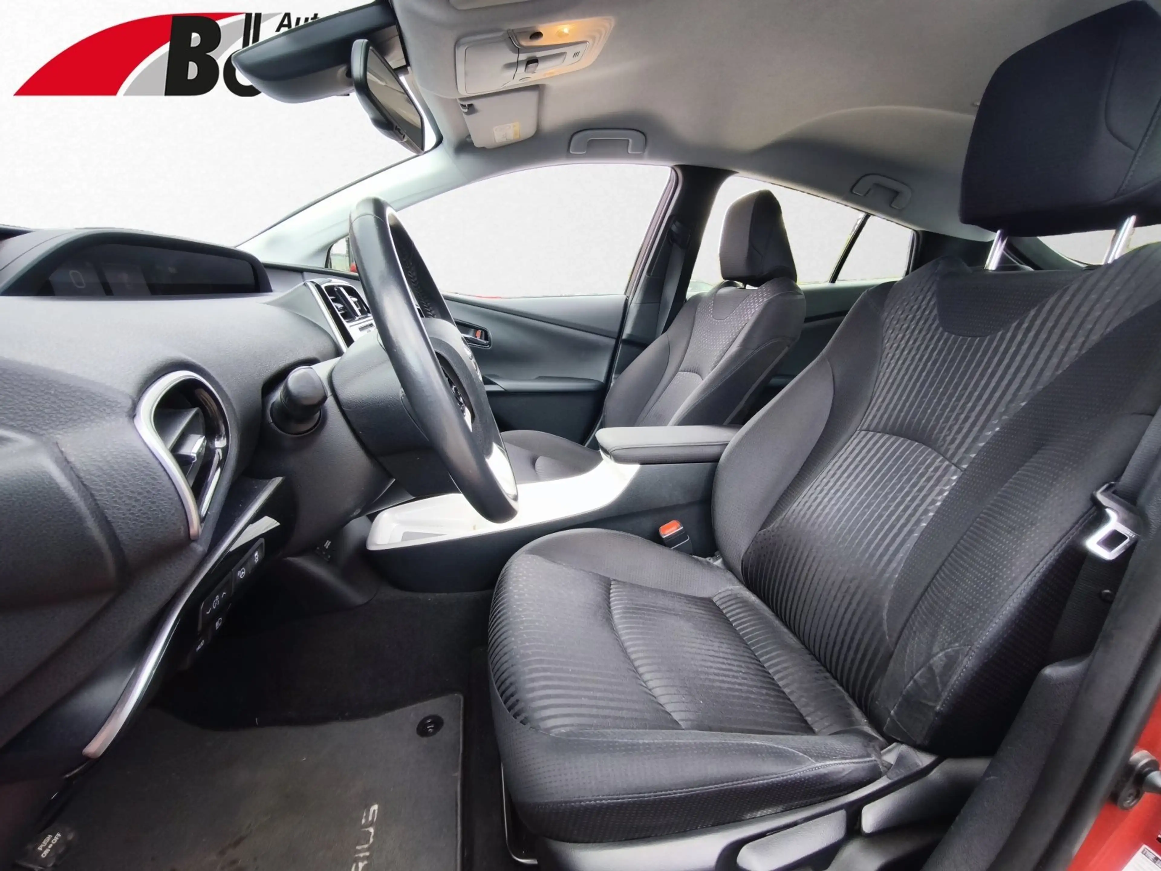 Toyota Prius 1,8 Executive *JBL *Kamera *LED — photo 10