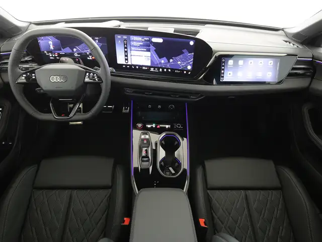Audi A6 view 11