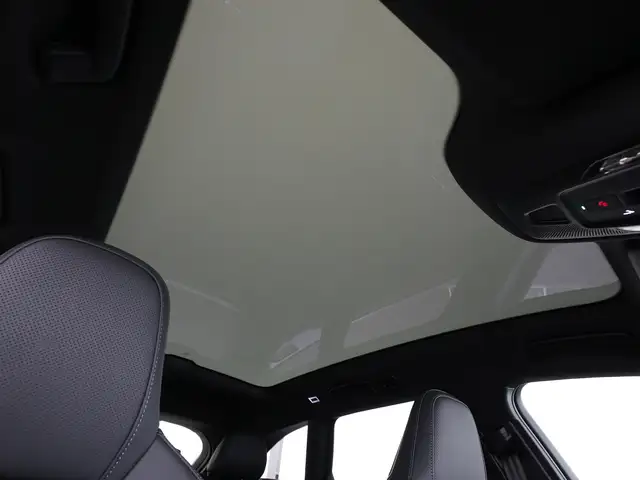 Audi A6 view 28