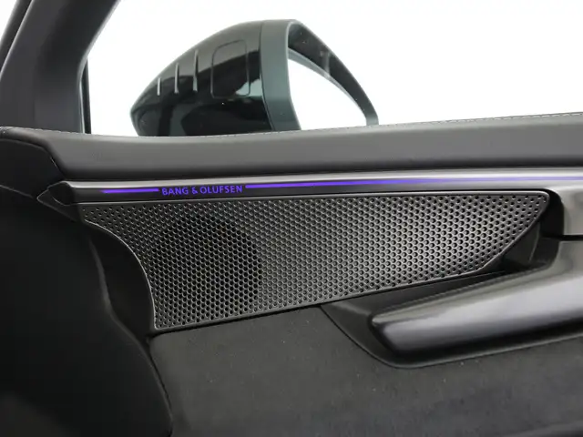 Audi A6 view 14