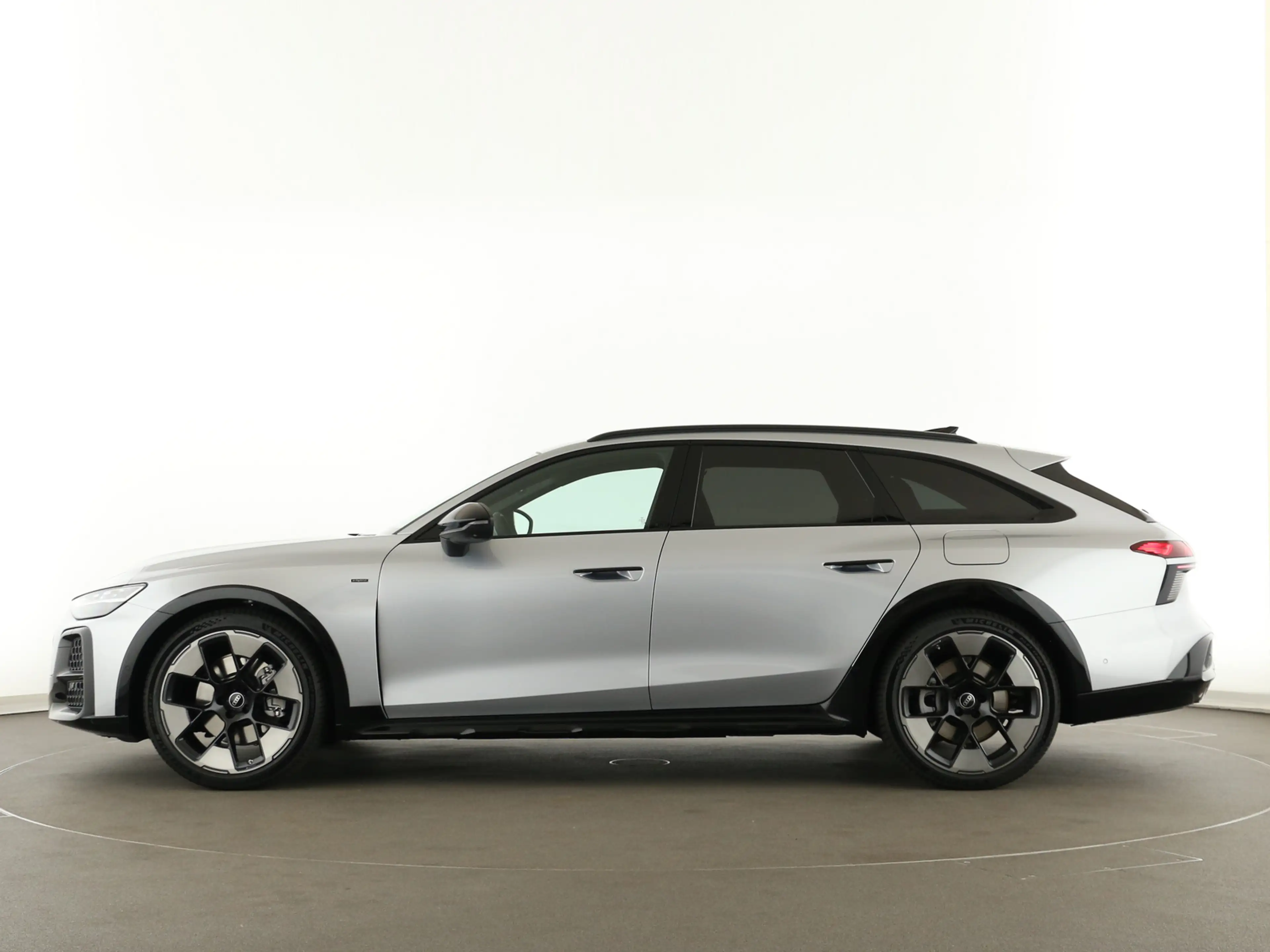 Audi A6 allroad e-hybrid quattro S tronic — photo 4