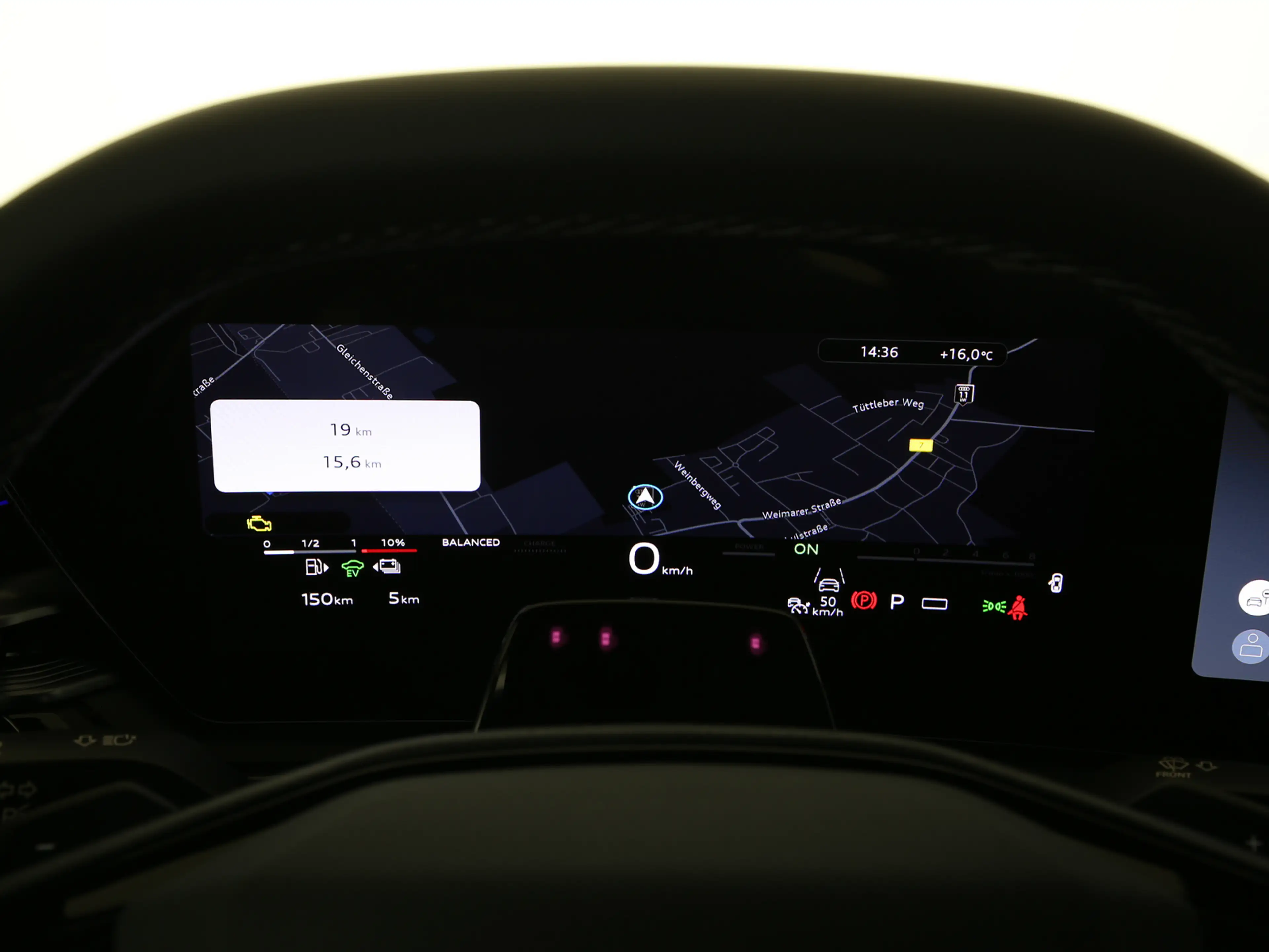 Audi A6 allroad e-hybrid quattro S tronic — photo 12