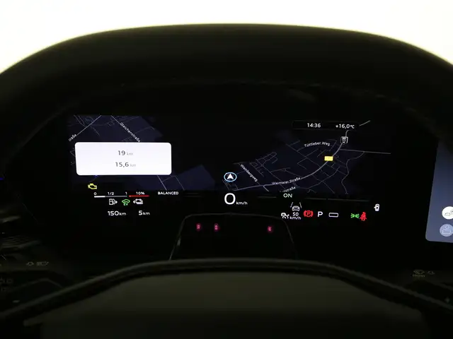 Audi A6 view 12