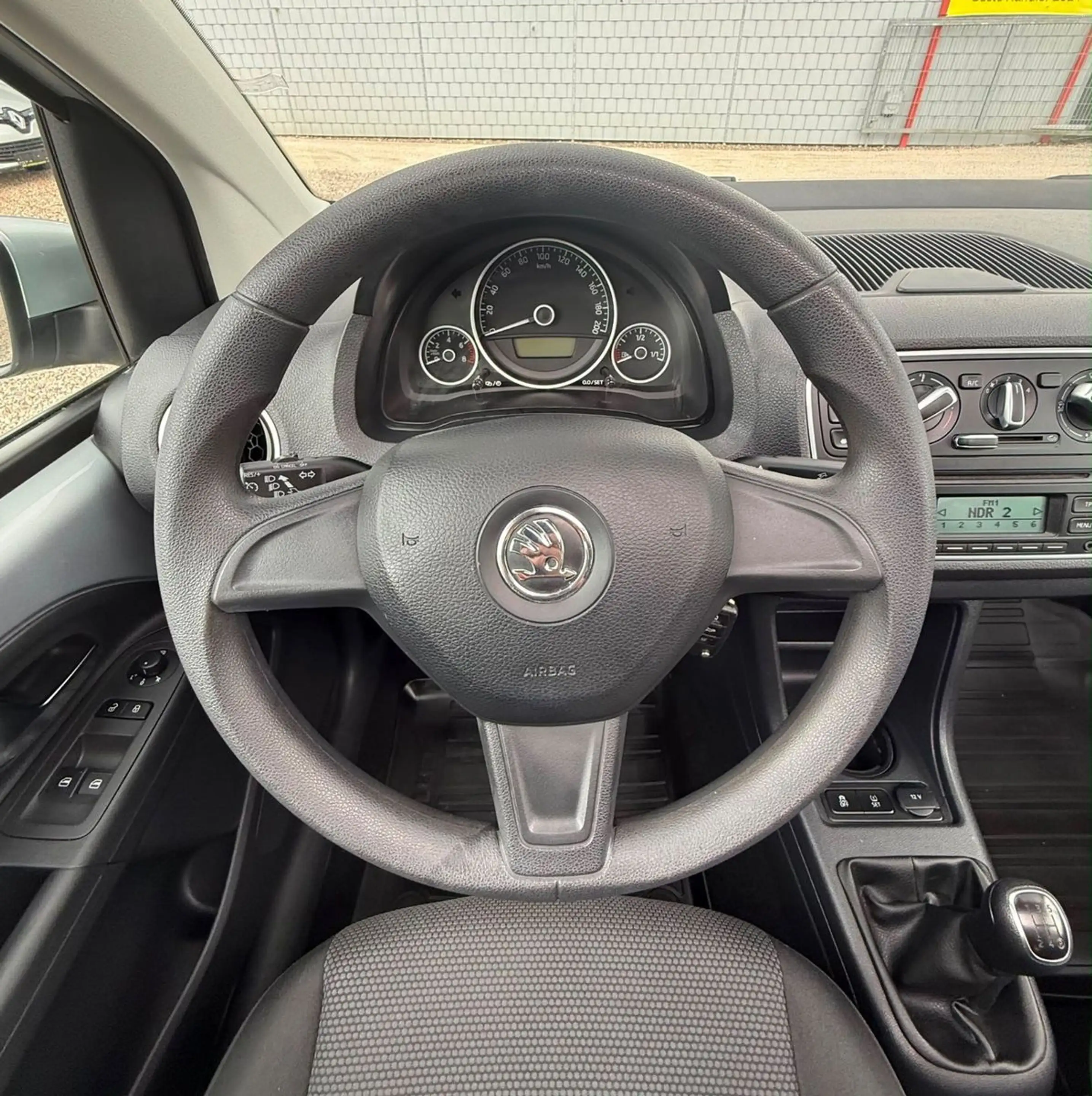 Skoda Citigo Elegance Sportsitze Sport Lenkrad — photo 13