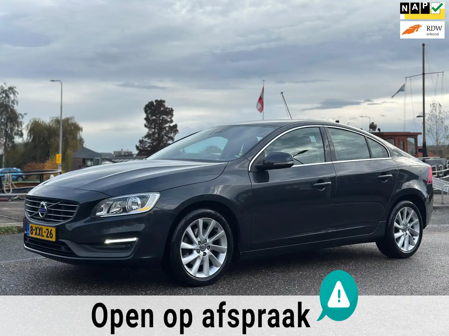 Volvo S60 1.6 T3 Summum DIRECT RIJKLAAR 2E EIGNAAR NAP Grijs - 1