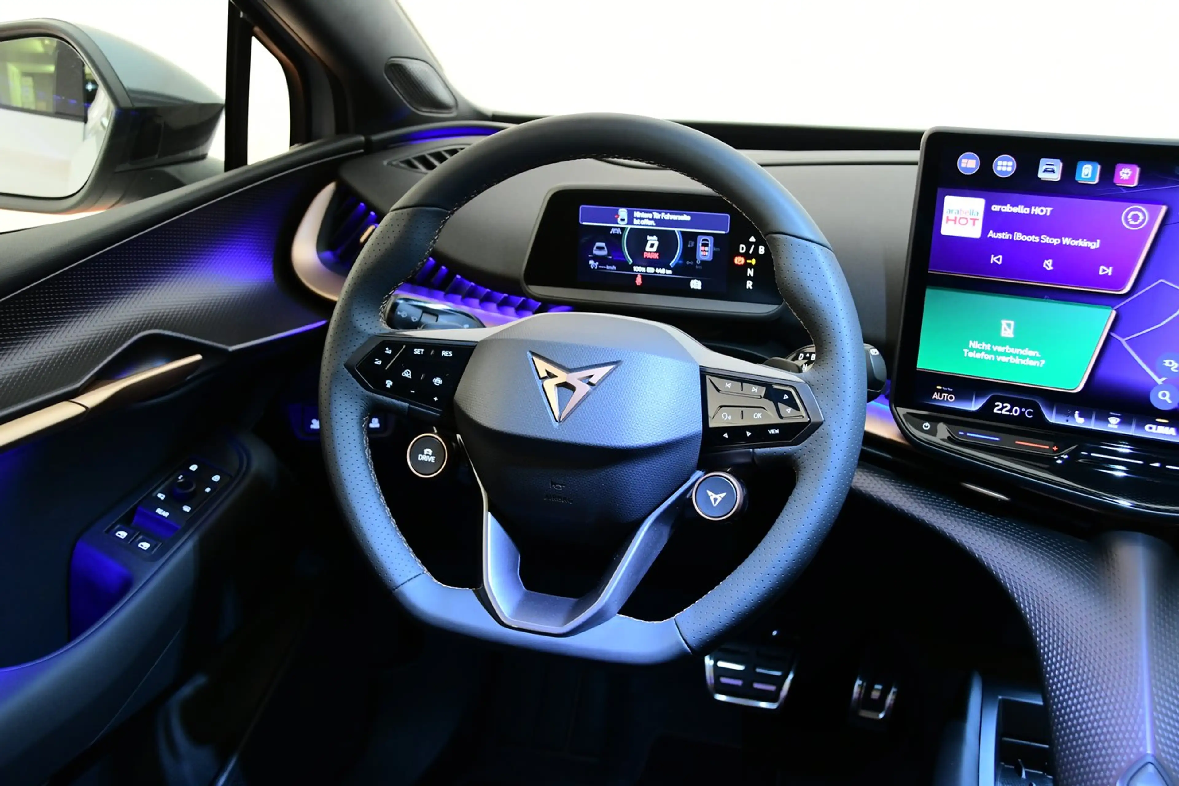 CUPRA Tavascan 210kW/286PS — photo 9
