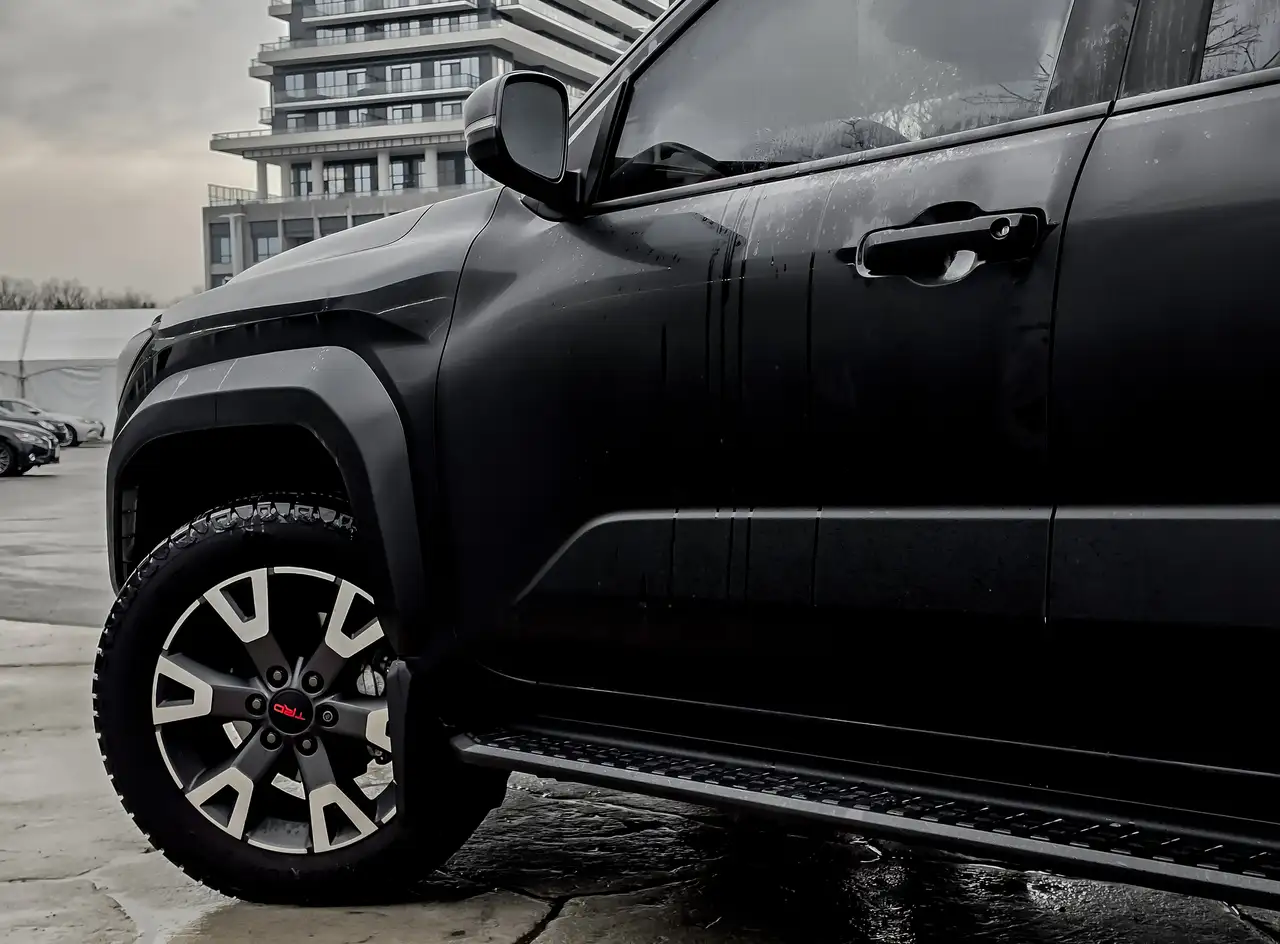 Toyota 4-Runner снимка Toyota 4-Runner