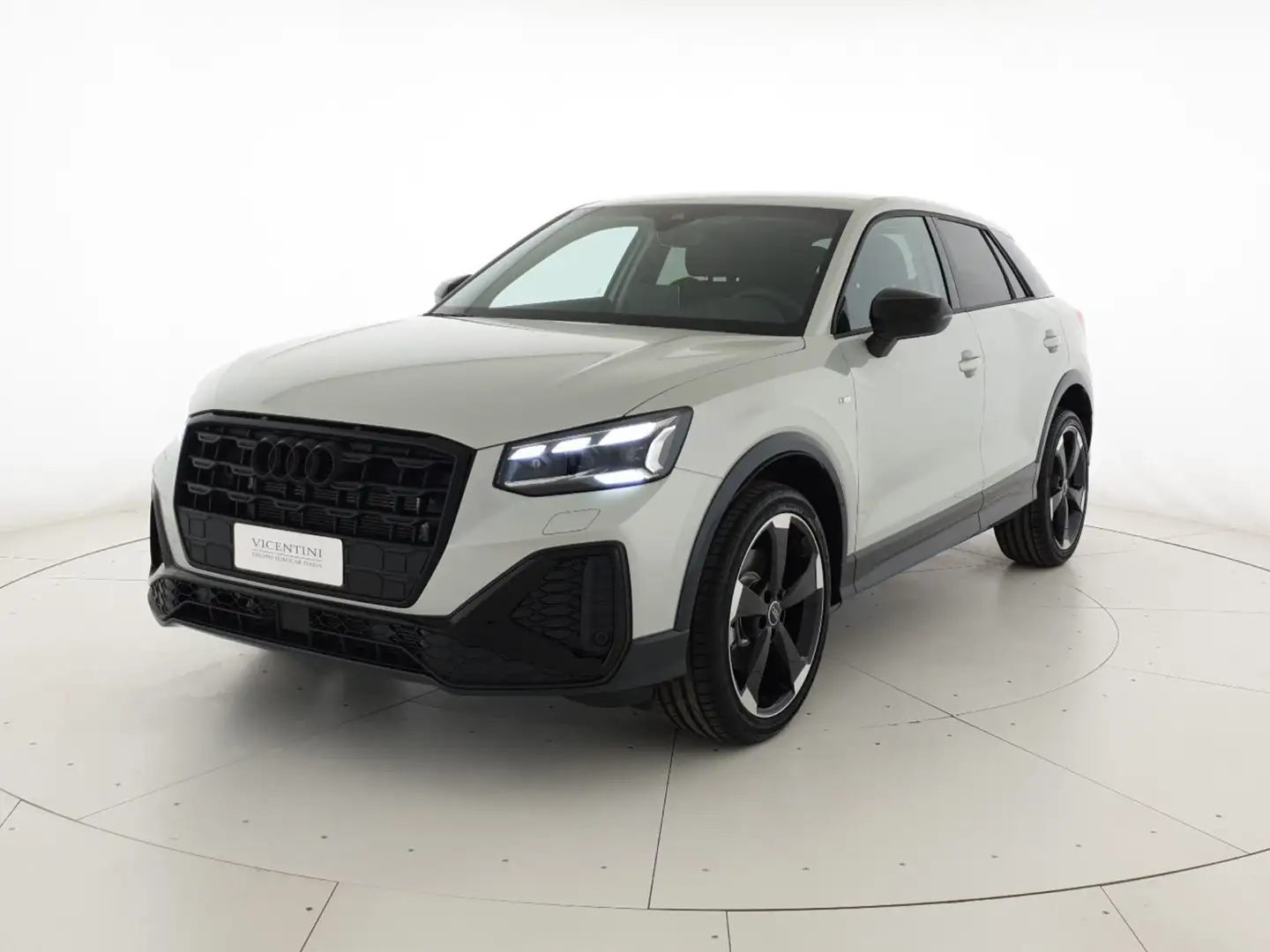 Audi Q2 35TDI 150CV S tronic Identity Black Argento - 1