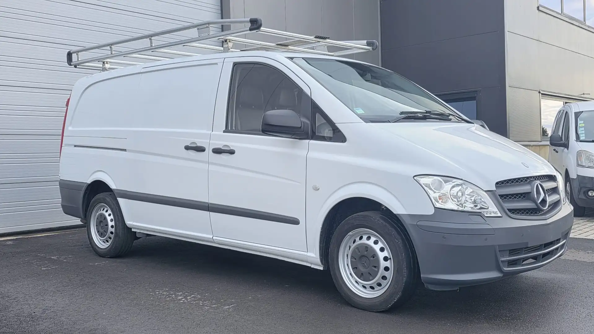 Mercedes-Benz Vito Vito 113 CDI Lang WORKER bijela - 2