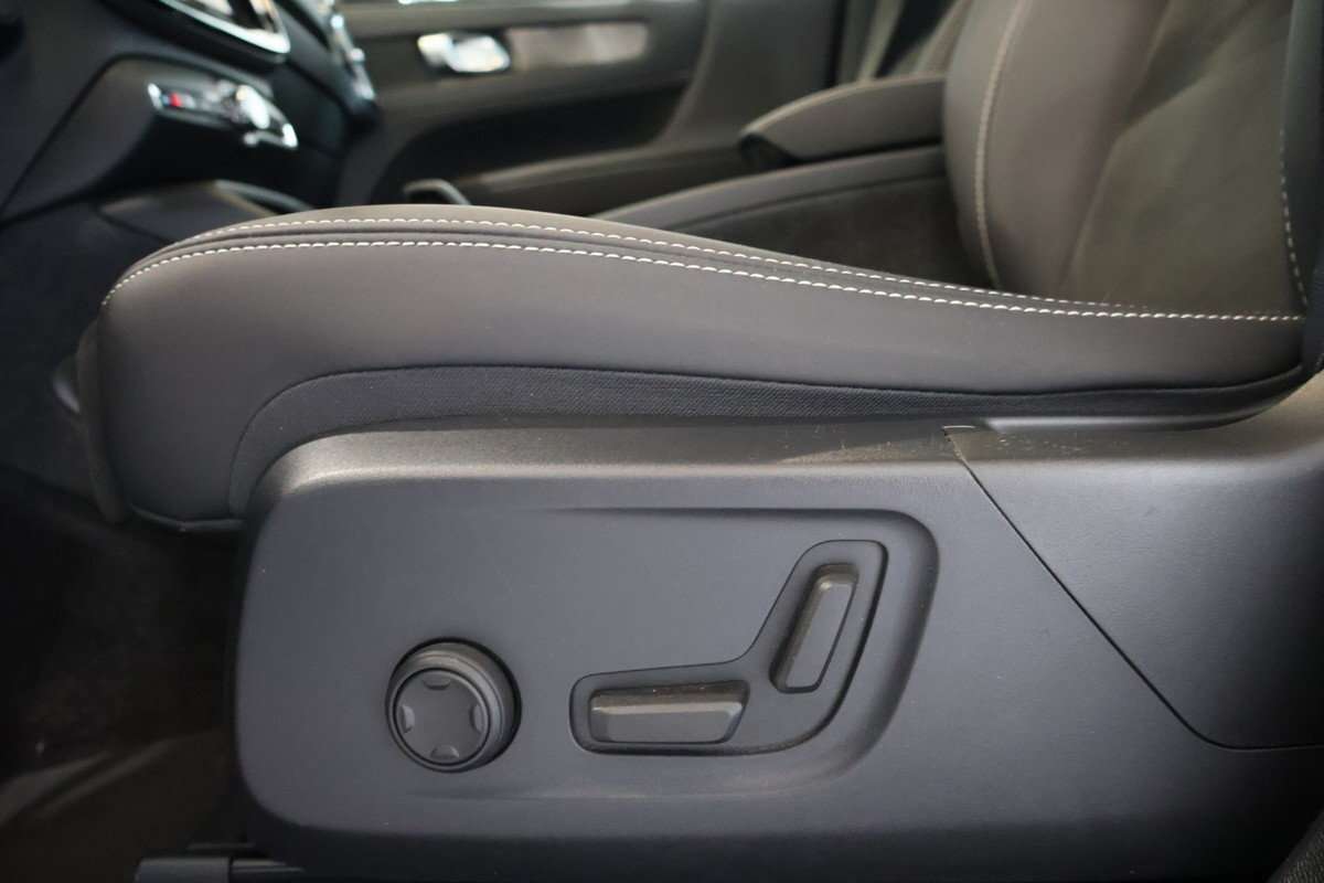 2023 Volvo XC40 RECHARGE PLUS PURE ELECTRIC + TWIN MOTOR thumb 7