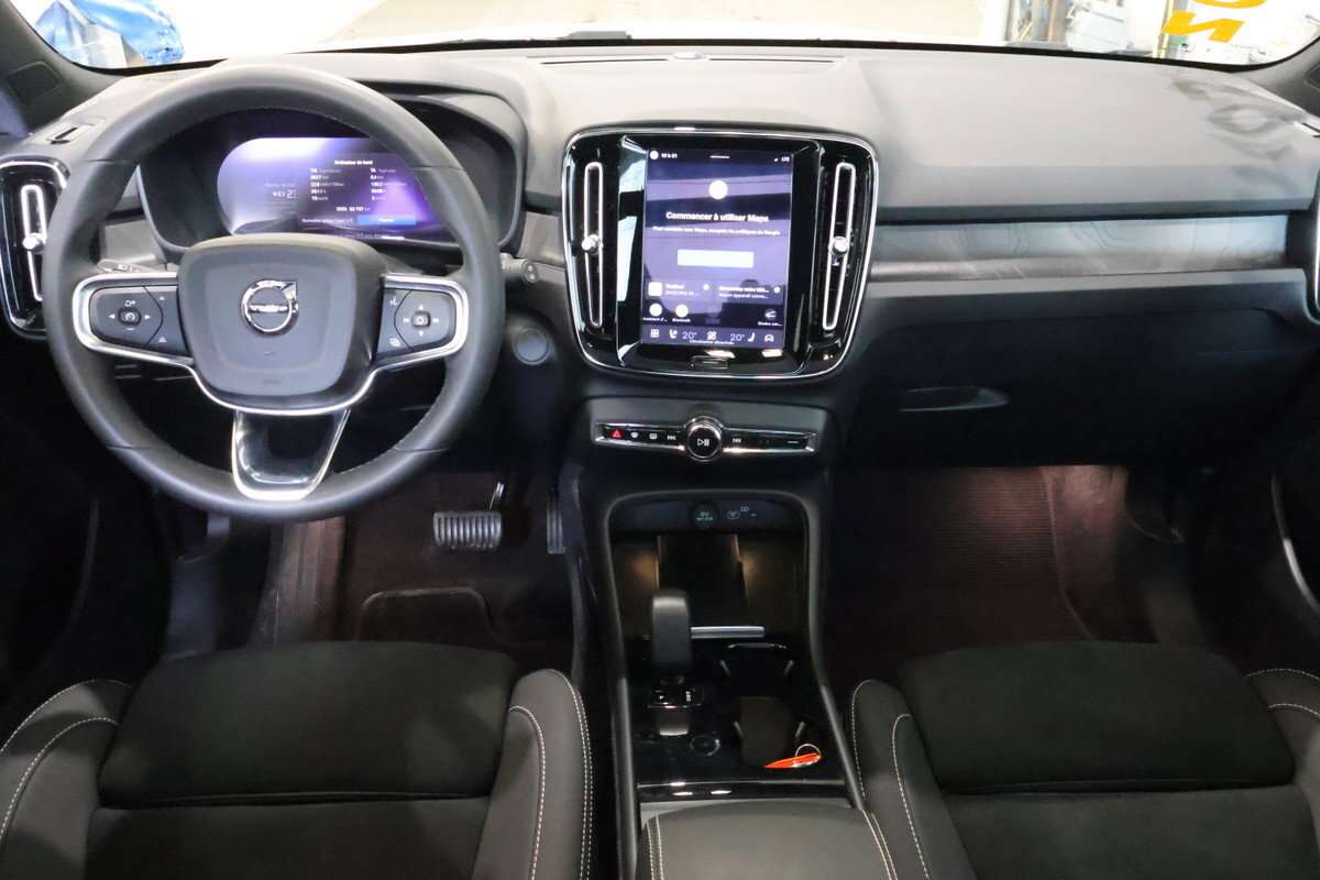 2023 Volvo XC40 RECHARGE PLUS PURE ELECTRIC + TWIN MOTOR thumb 19