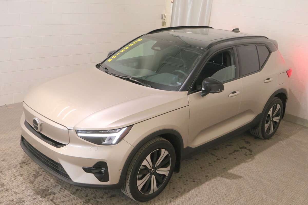 2023 Volvo XC40 RECHARGE PLUS PURE ELECTRIC + TWIN MOTOR alt 5