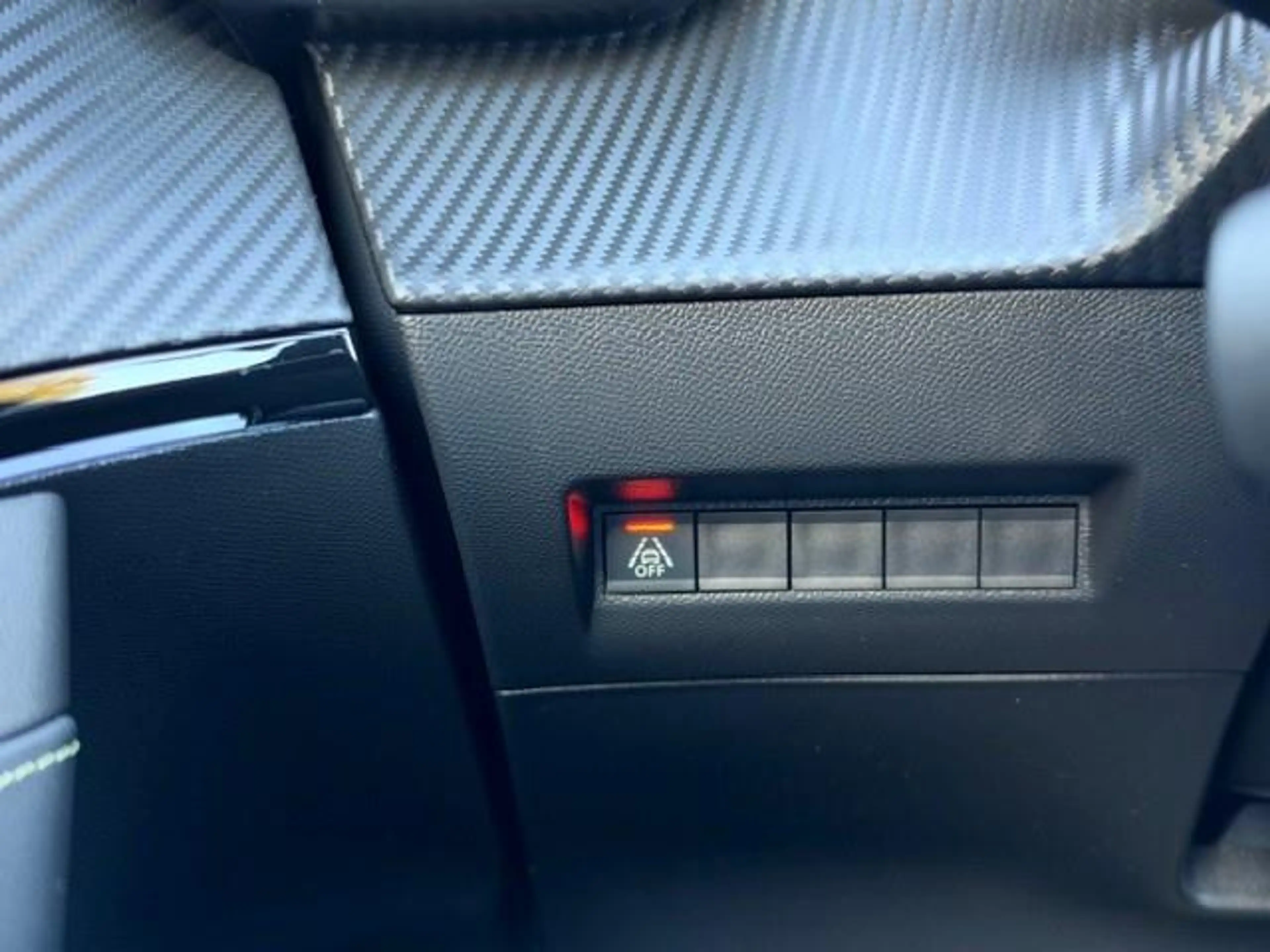 Peugeot e-2008 EV GT-Line 50 kWh/Navi/Carplay/3-Fase/Led/Cruise/ — photo 18