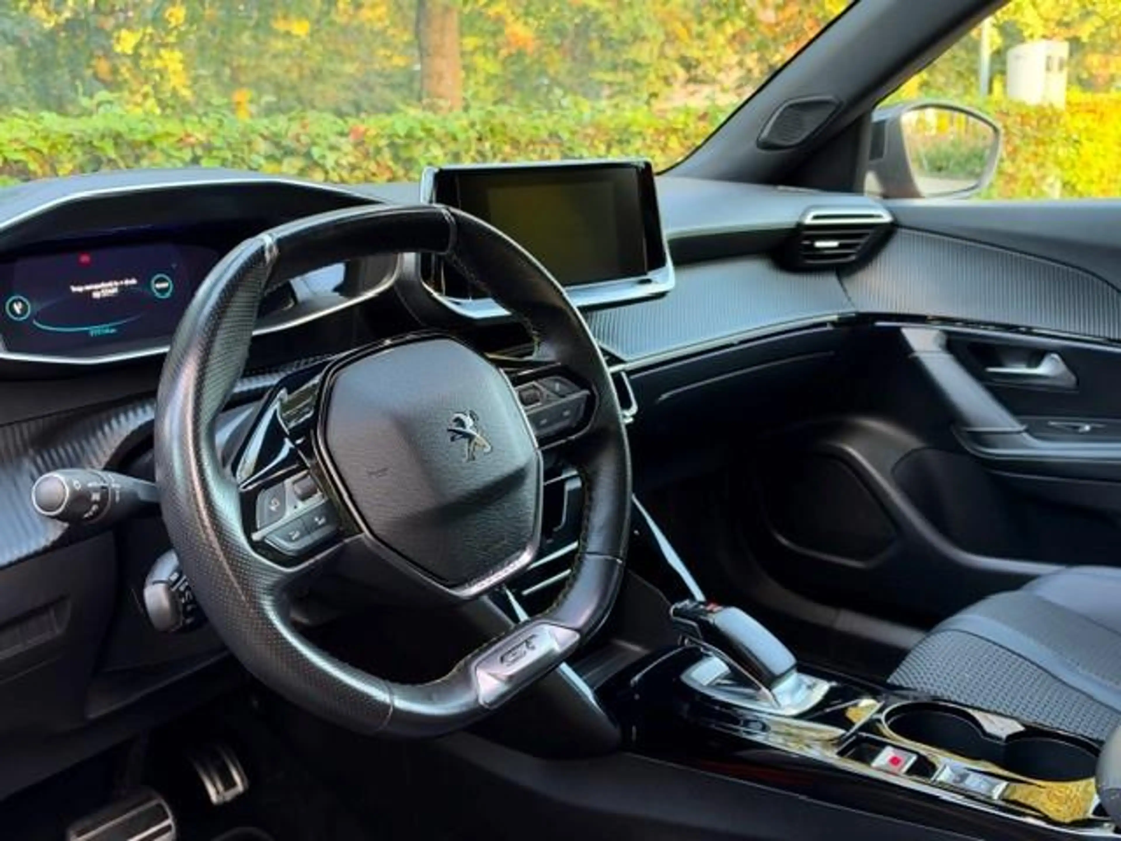 Peugeot e-2008 EV GT-Line 50 kWh/Navi/Carplay/3-Fase/Led/Cruise/ — photo 7