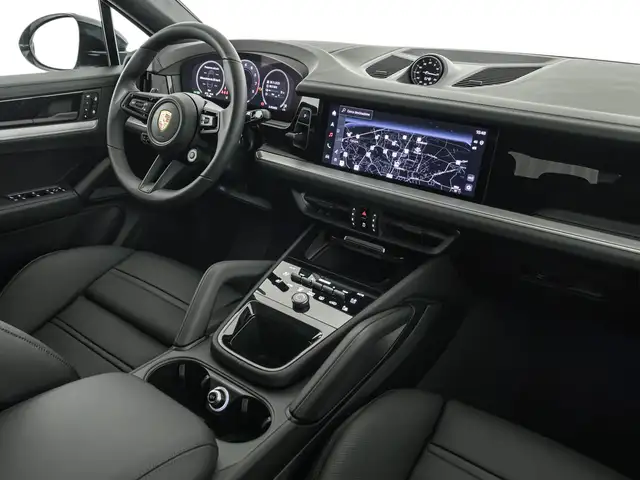 Porsche Cayenne view 6
