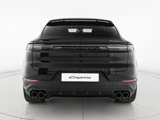 Porsche Cayenne view 5