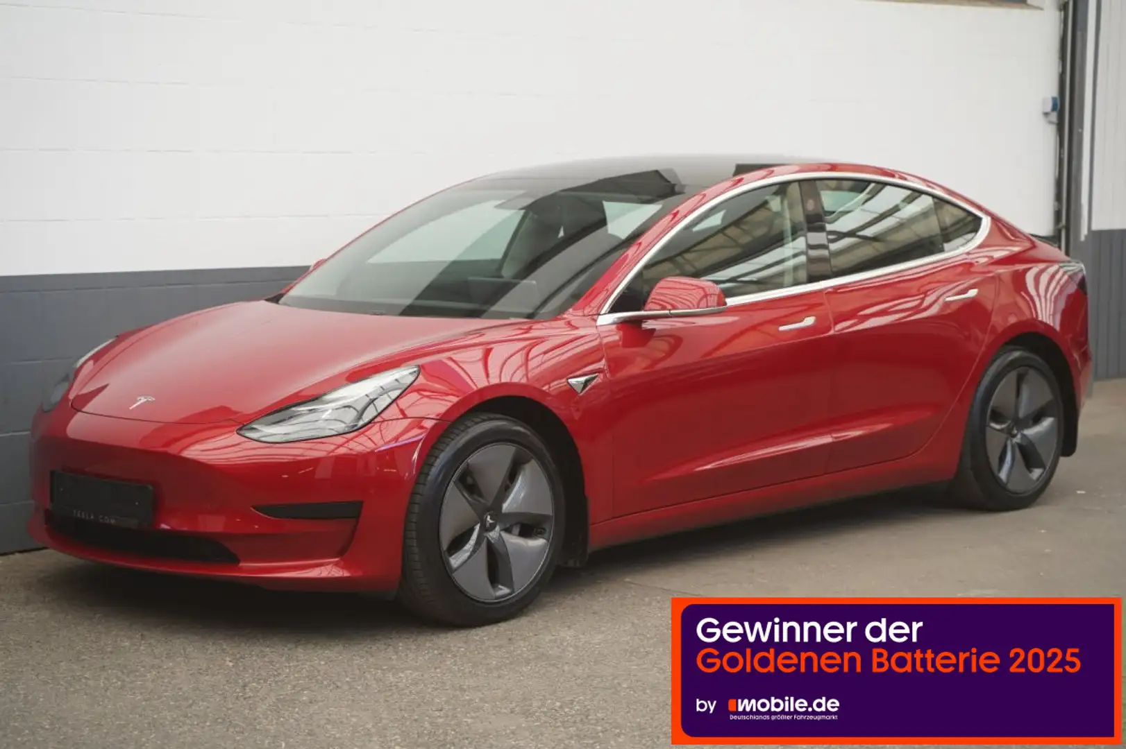 Tesla Model 3 Standard Range + *1. Hand* Red - 1